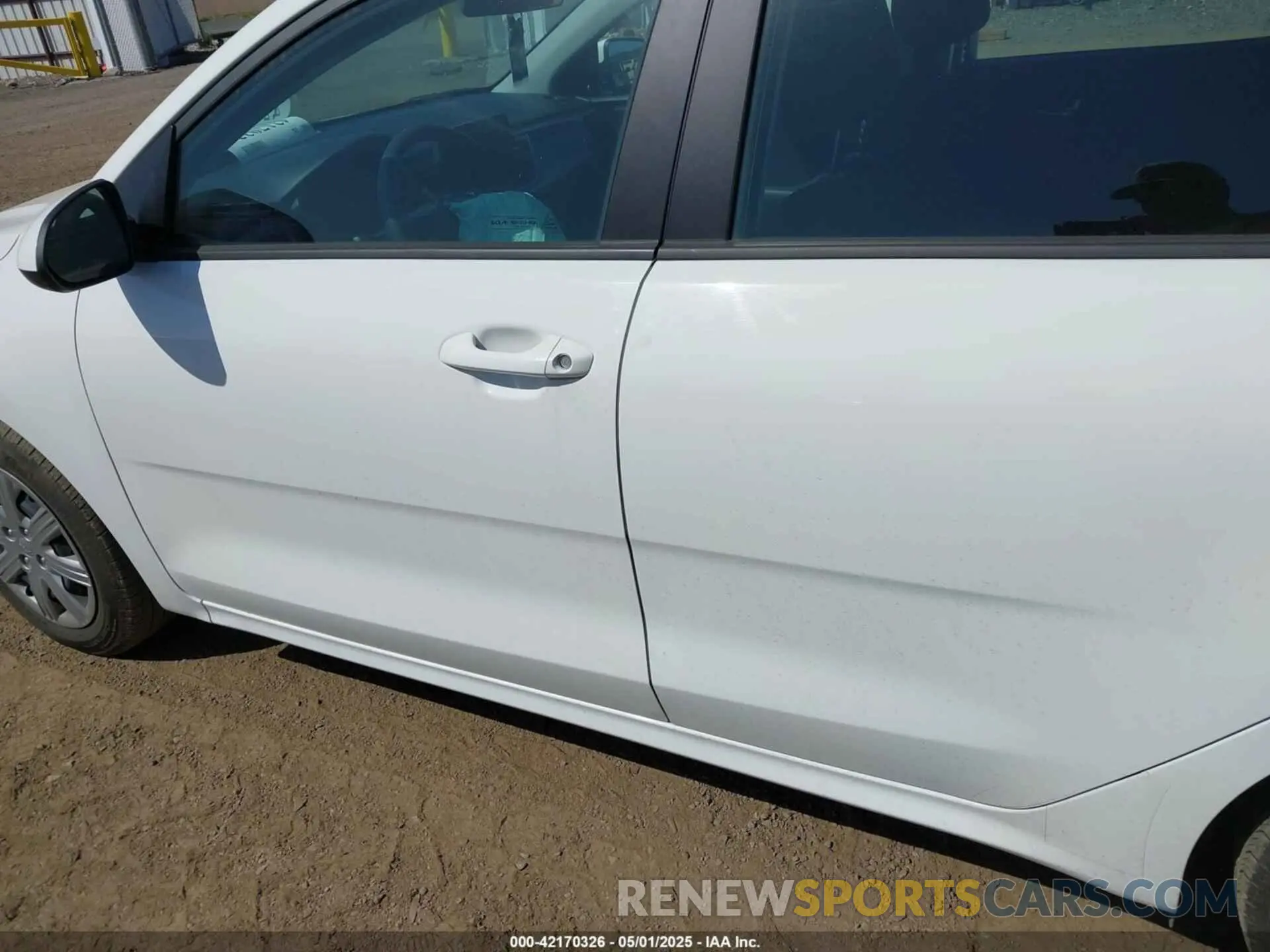 14 Photograph of a damaged car 3KPA24AD2NE473968 KIA RIO 2022