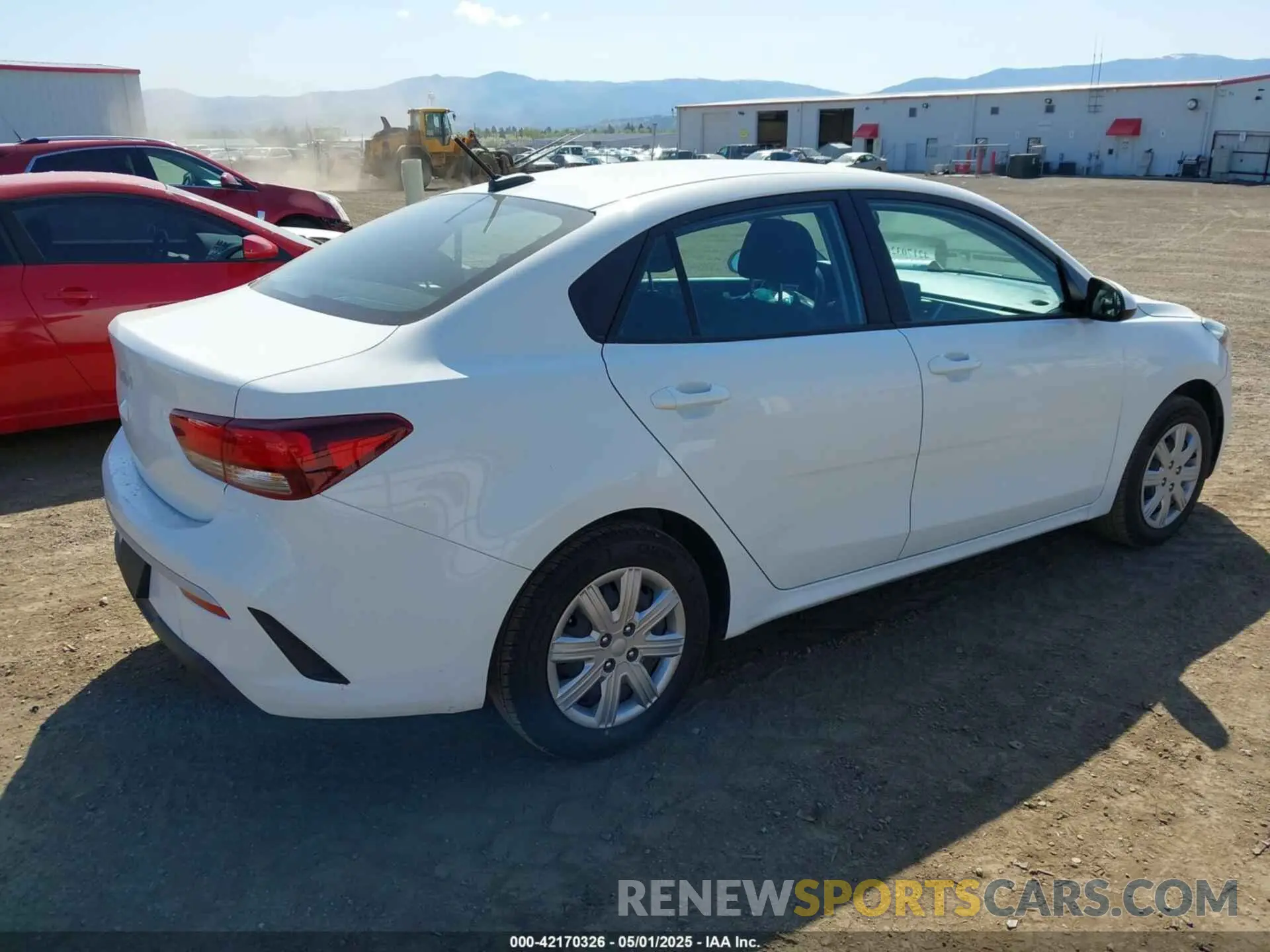4 Photograph of a damaged car 3KPA24AD2NE473968 KIA RIO 2022