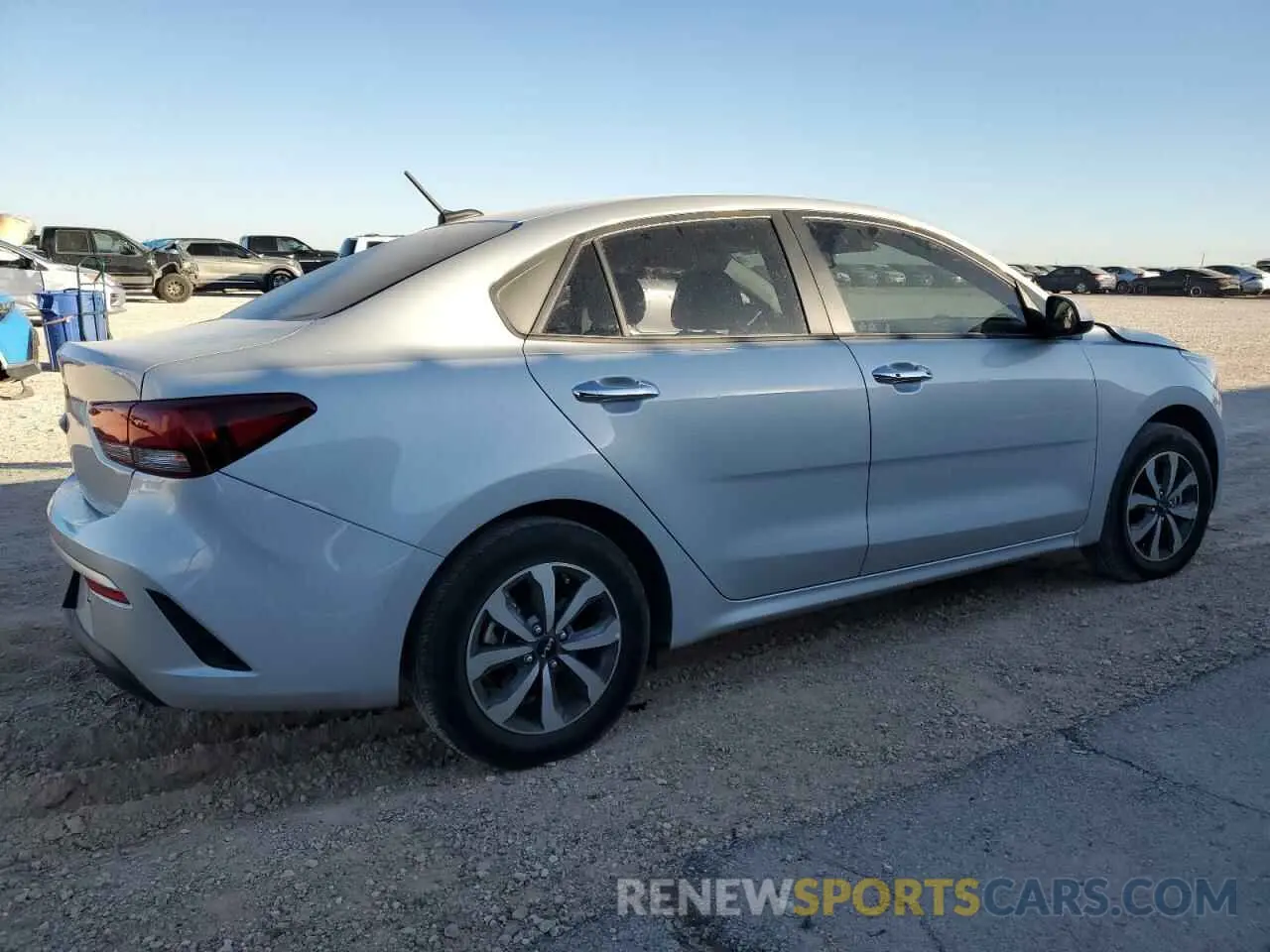 3 Photograph of a damaged car 3KPA24AD2NE505575 KIA RIO 2022
