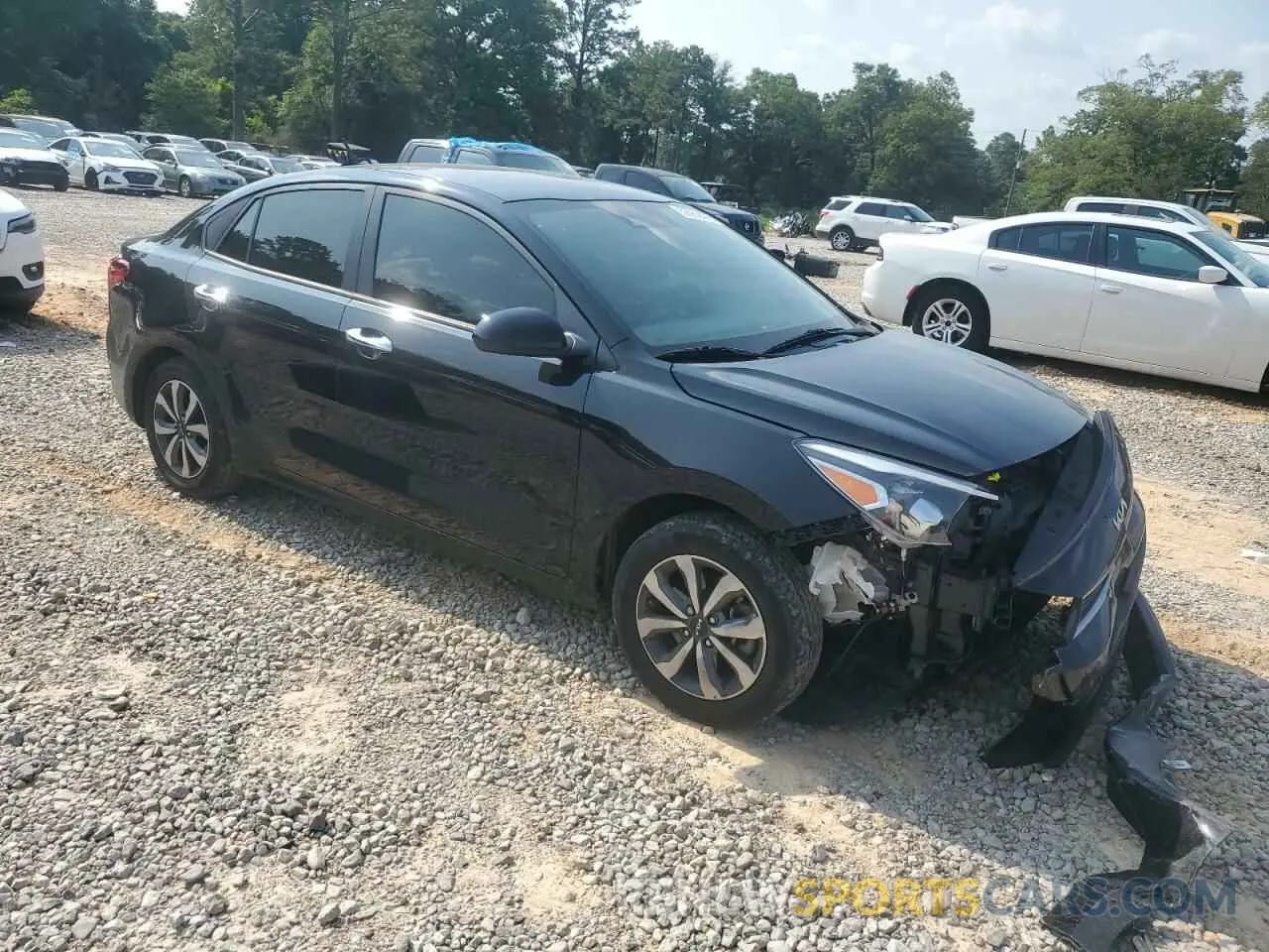 4 Photograph of a damaged car 3KPA24AD3NE481268 KIA RIO 2022
