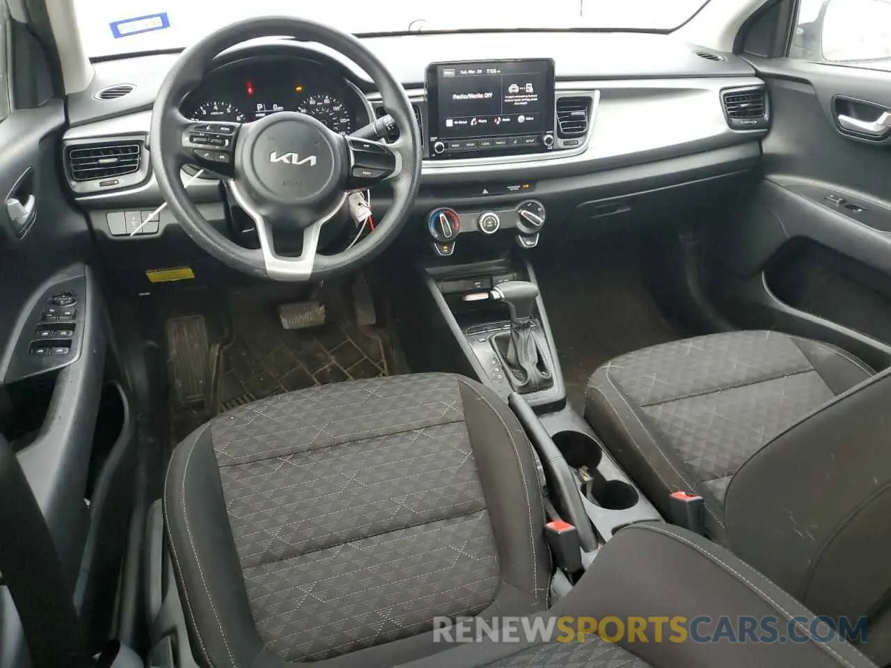 8 Фотография поврежденного автомобиля 3KPA24AD4NE486009 KIA RIO 2022