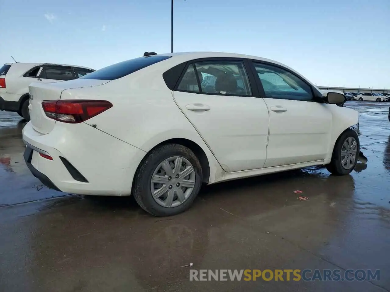 3 Photograph of a damaged car 3KPA24AD5NE503710 KIA RIO 2022
