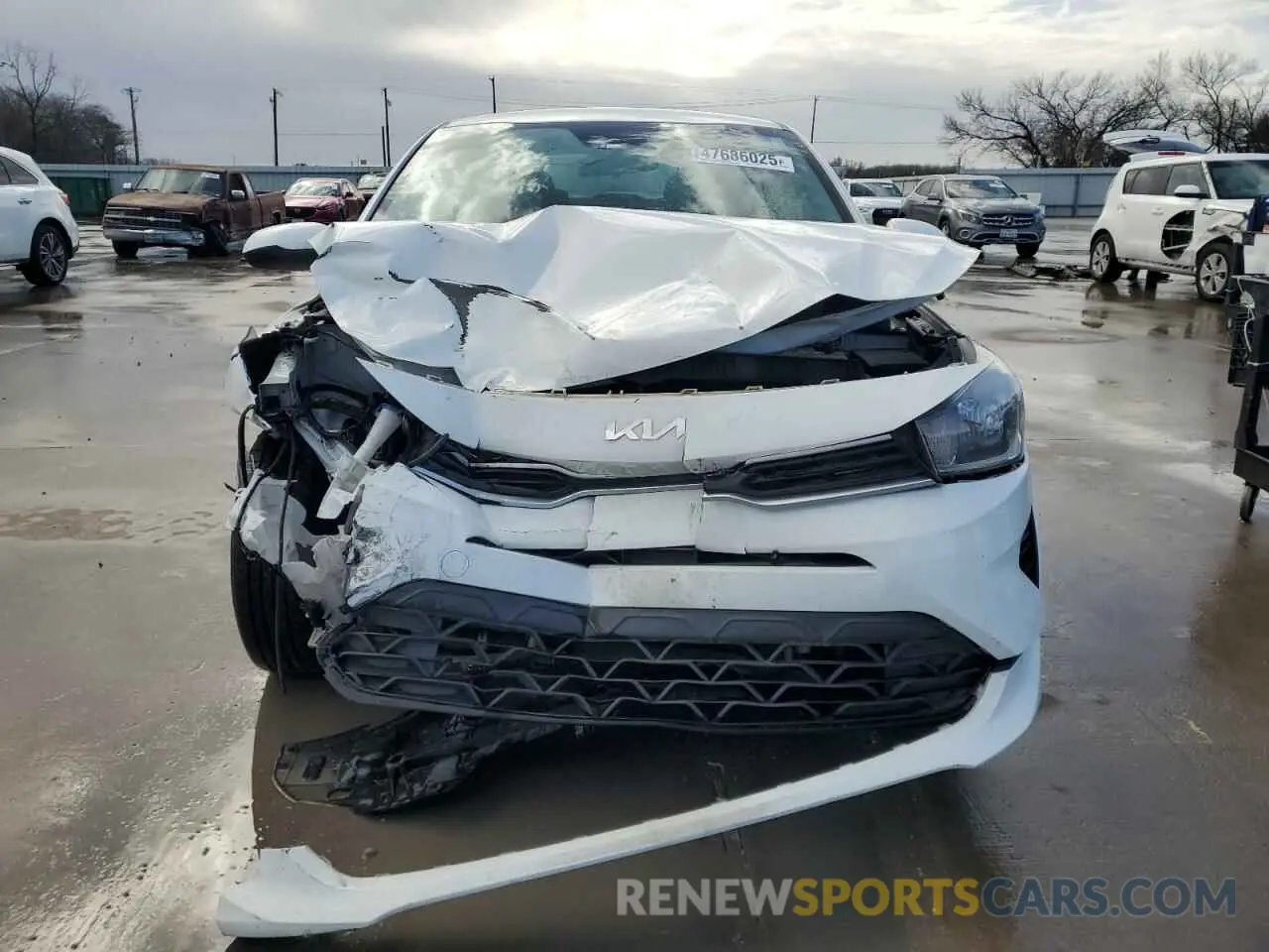 5 Photograph of a damaged car 3KPA24AD5NE503710 KIA RIO 2022