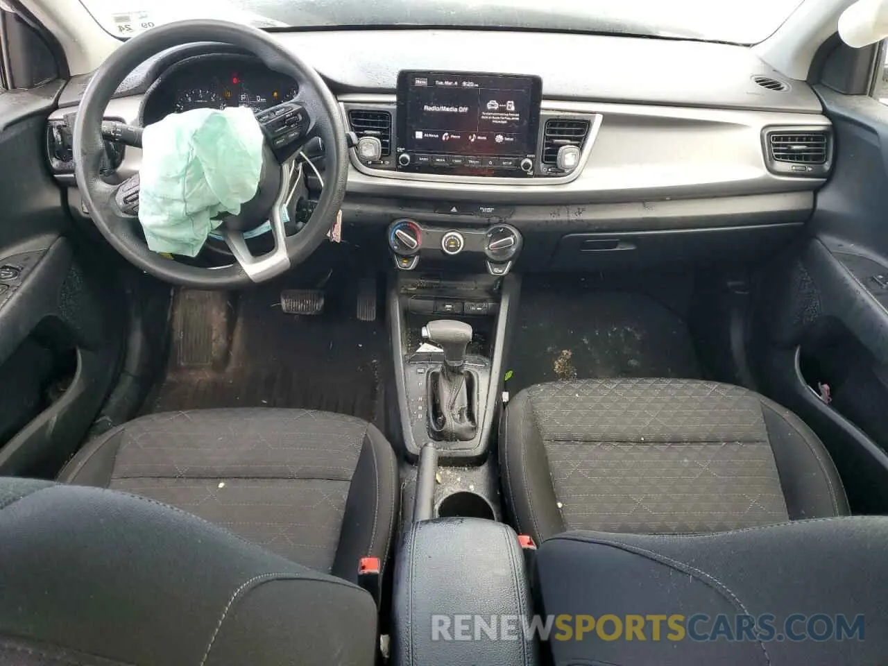 8 Photograph of a damaged car 3KPA24AD5NE503710 KIA RIO 2022