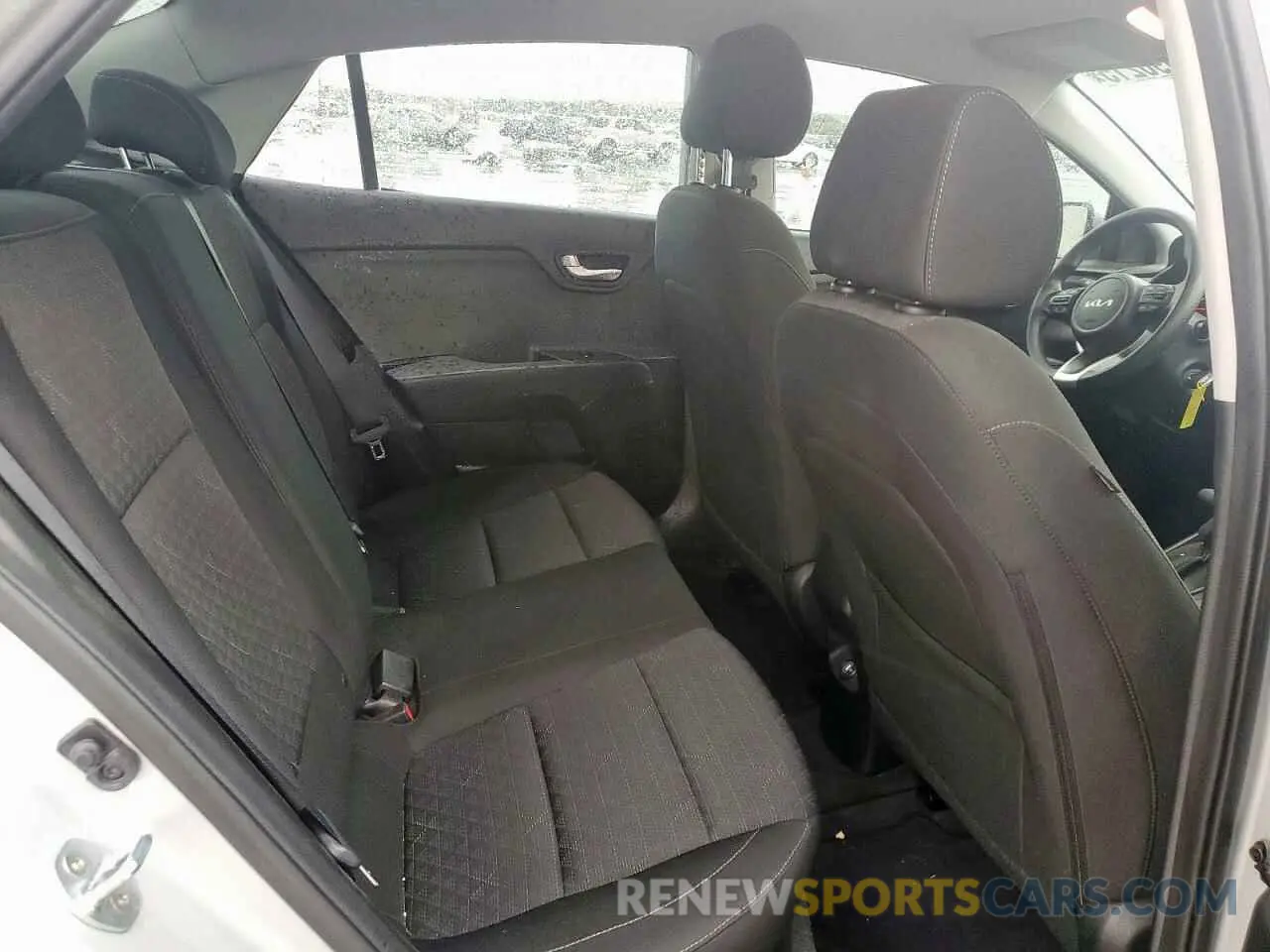 10 Photograph of a damaged car 3KPA24AD6NE477506 KIA RIO 2022