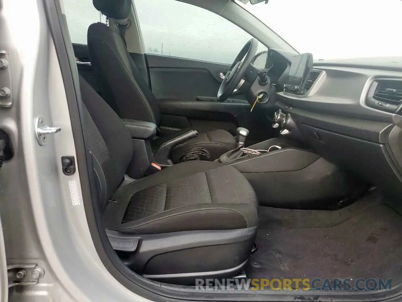 7 Photograph of a damaged car 3KPA24AD6NE477506 KIA RIO 2022