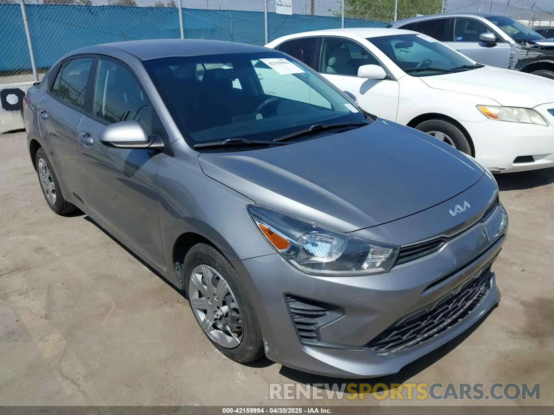 1 Photograph of a damaged car 3KPA24AD9NE477872 KIA RIO 2022