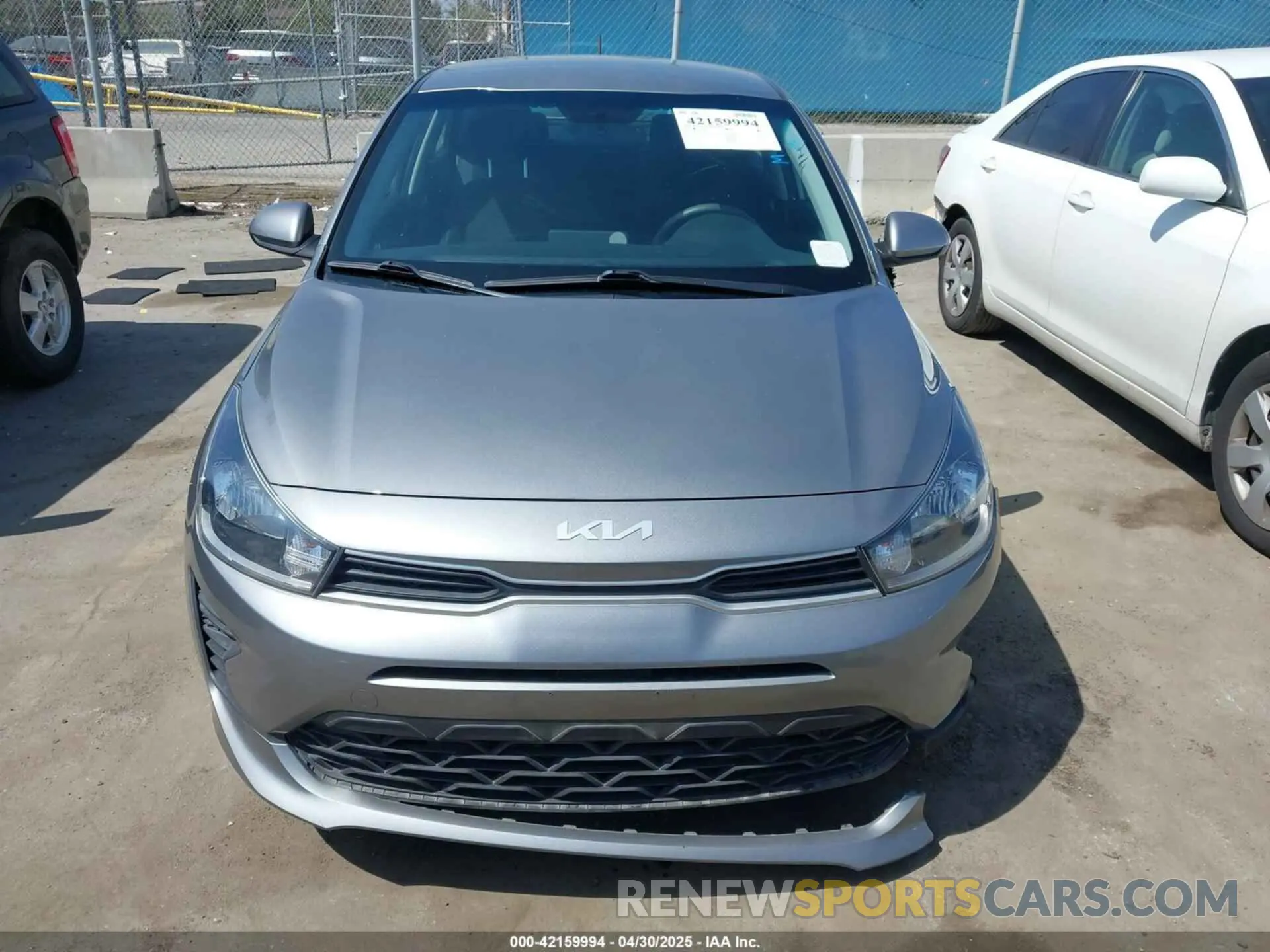12 Photograph of a damaged car 3KPA24AD9NE477872 KIA RIO 2022