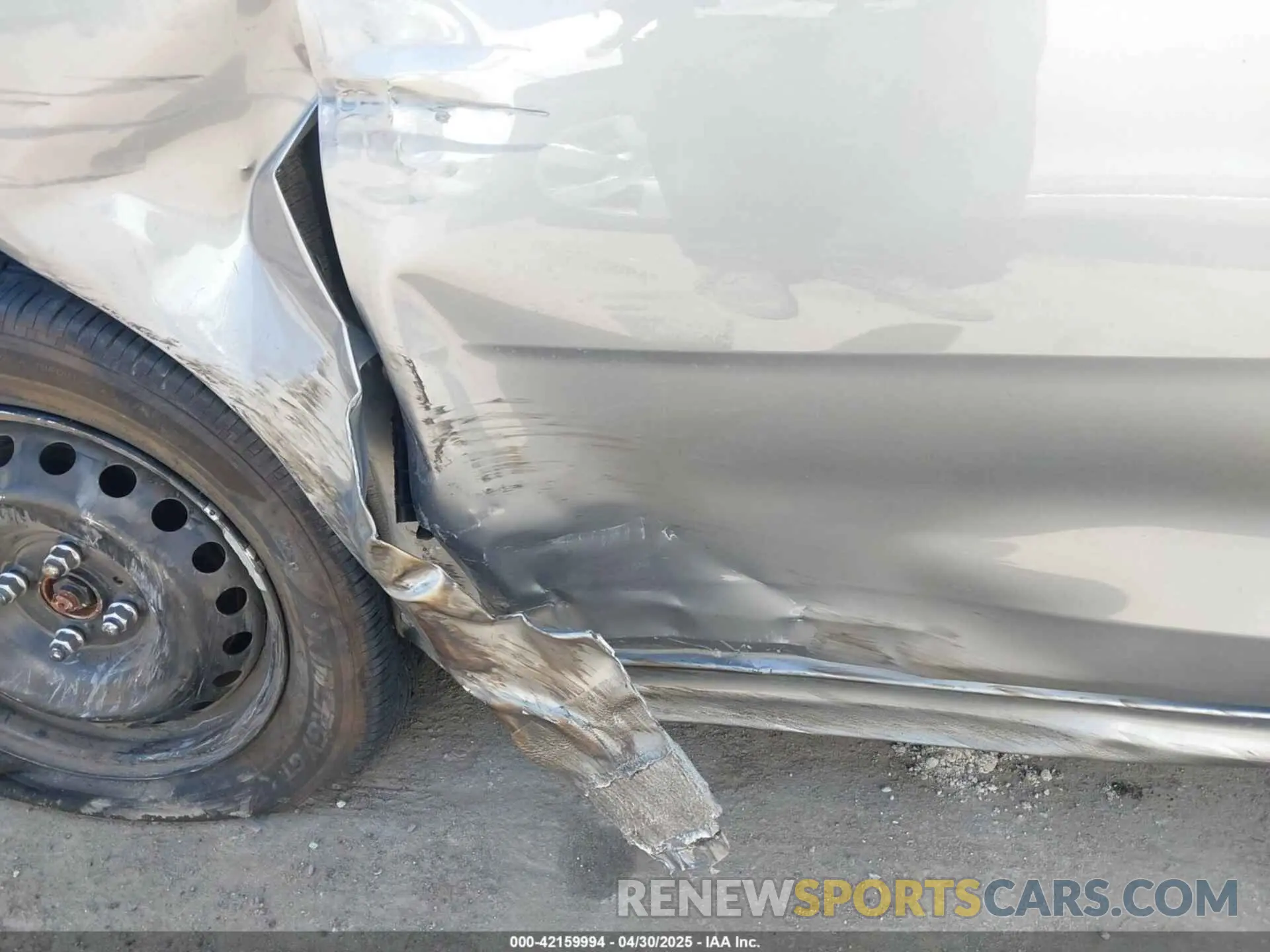 19 Photograph of a damaged car 3KPA24AD9NE477872 KIA RIO 2022
