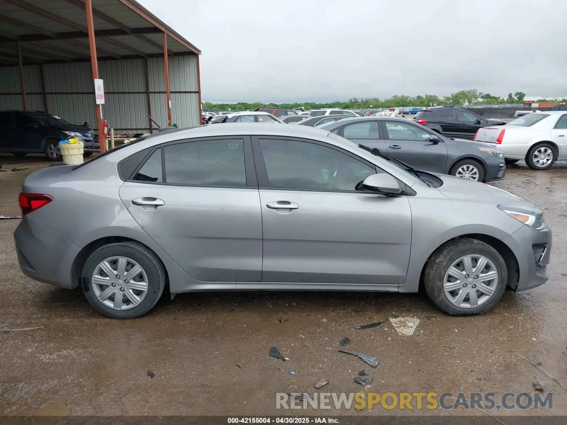 13 Photograph of a damaged car 3KPA24AD9NE478004 KIA RIO 2022