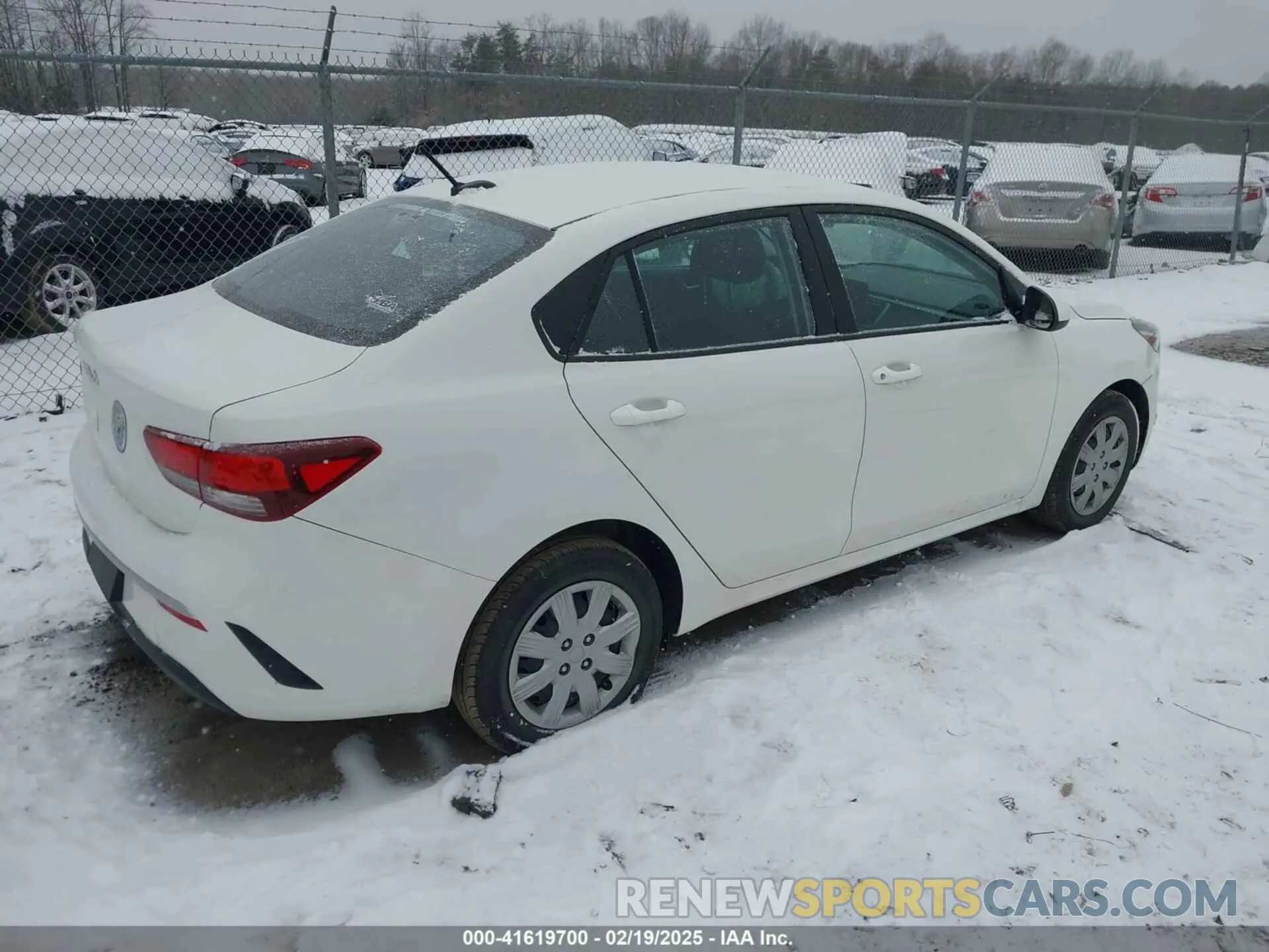 4 Фотография поврежденного автомобиля 3KPA24ADXNE473989 KIA RIO 2022