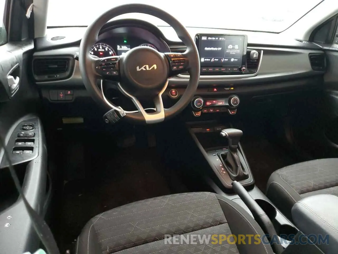 8 Фотография поврежденного автомобиля 3KPA25AD4NE443585 KIA RIO 2022