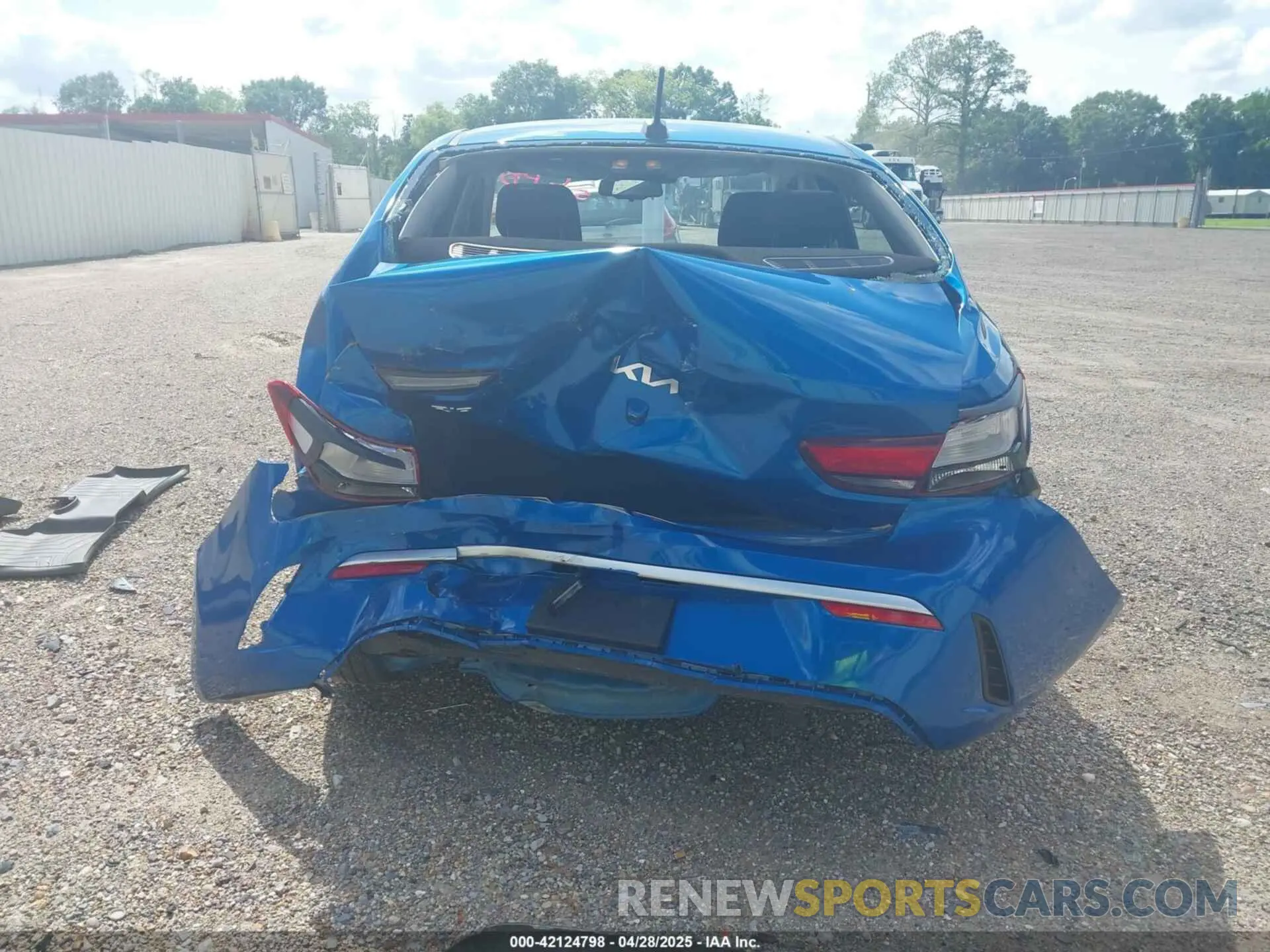 17 Photograph of a damaged car 3KPA24AD0PE552638 KIA RIO 2023