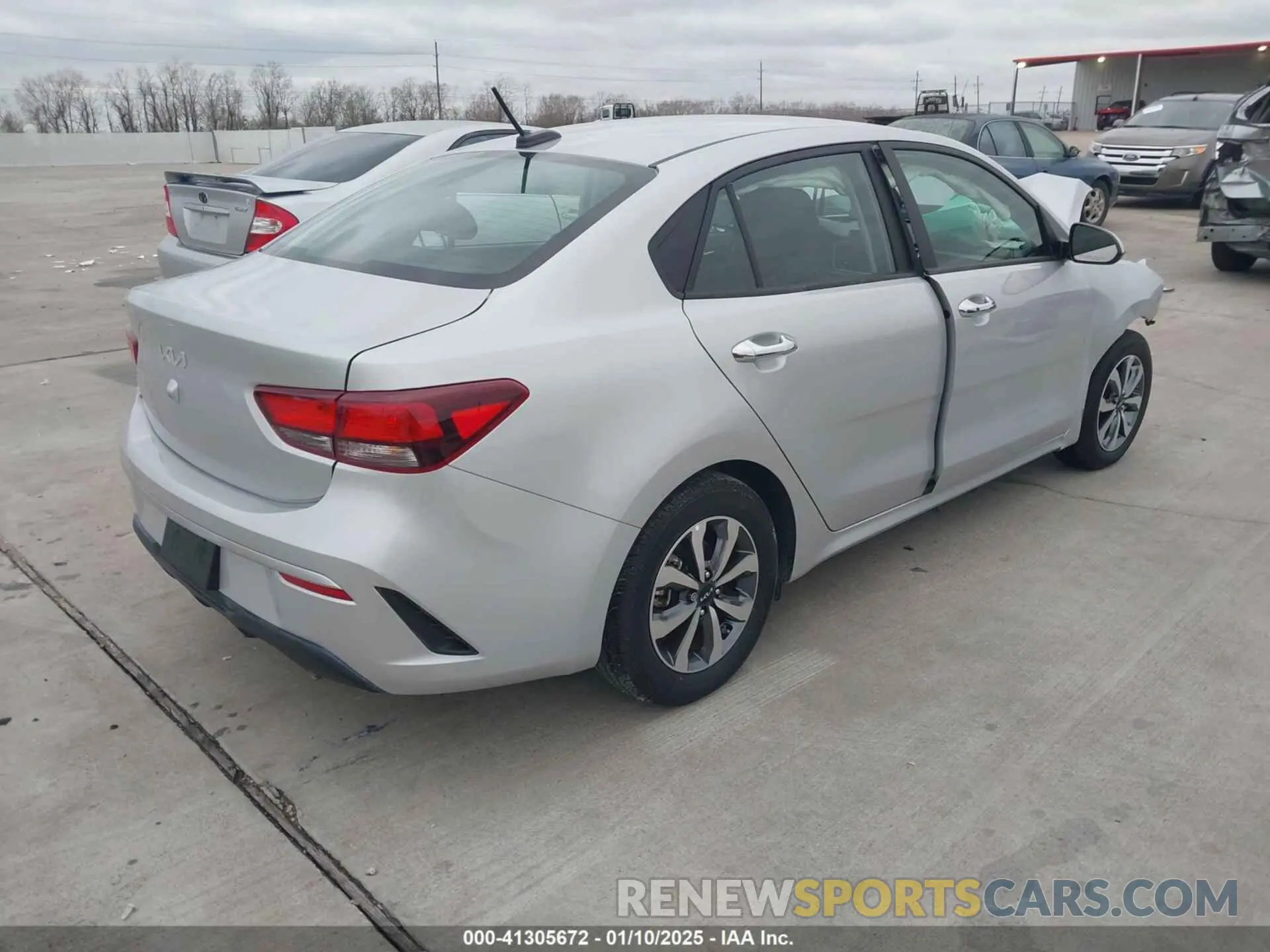 4 Фотография поврежденного автомобиля 3KPA24AD1PE584224 KIA RIO 2023