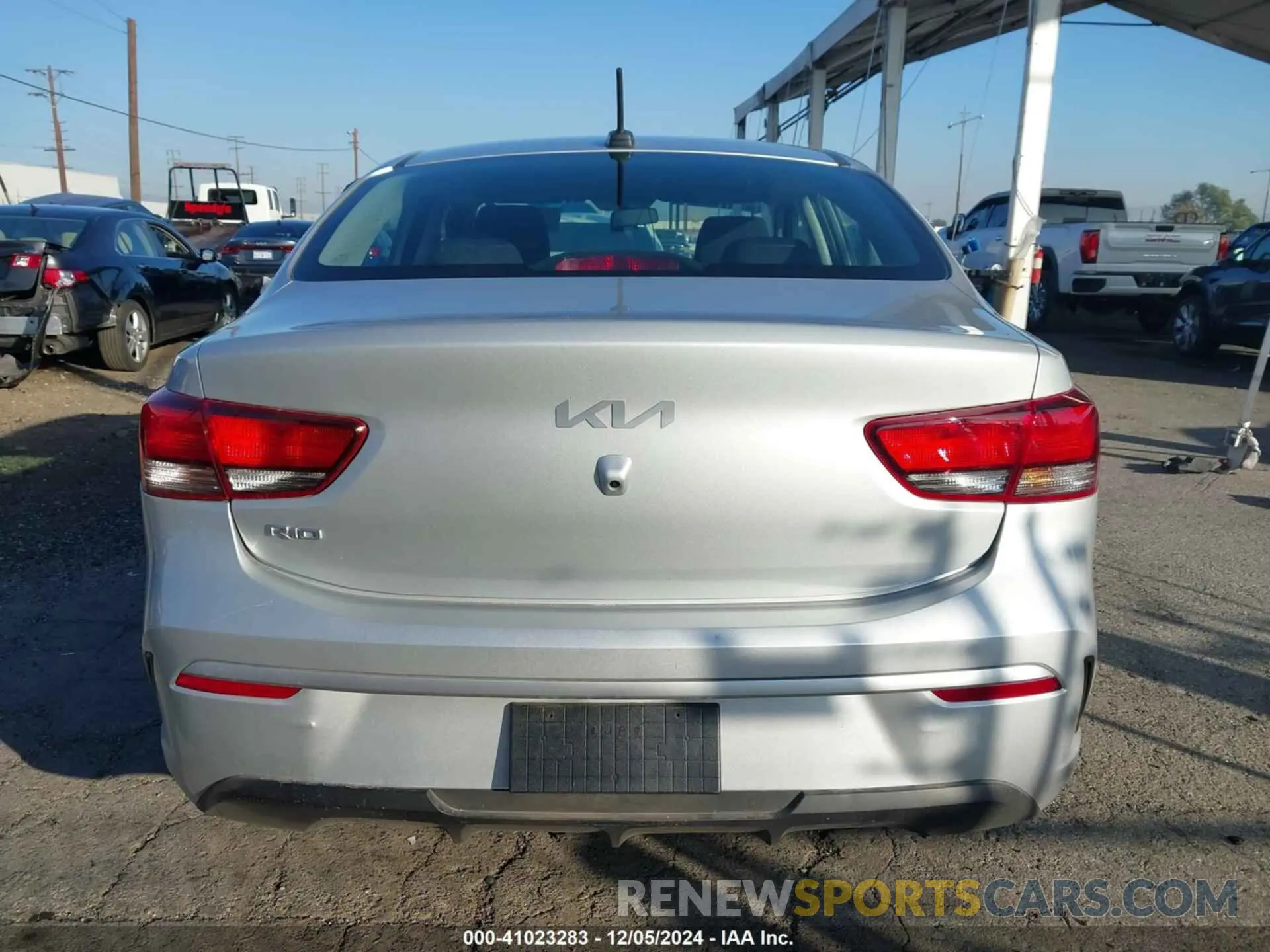 16 Photograph of a damaged car 3KPA24AD1PE599290 KIA RIO 2023