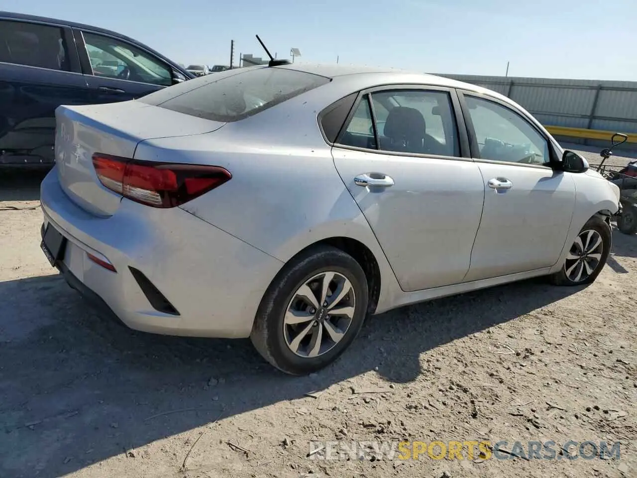 3 Фотография поврежденного автомобиля 3KPA24AD1PE605704 KIA RIO 2023