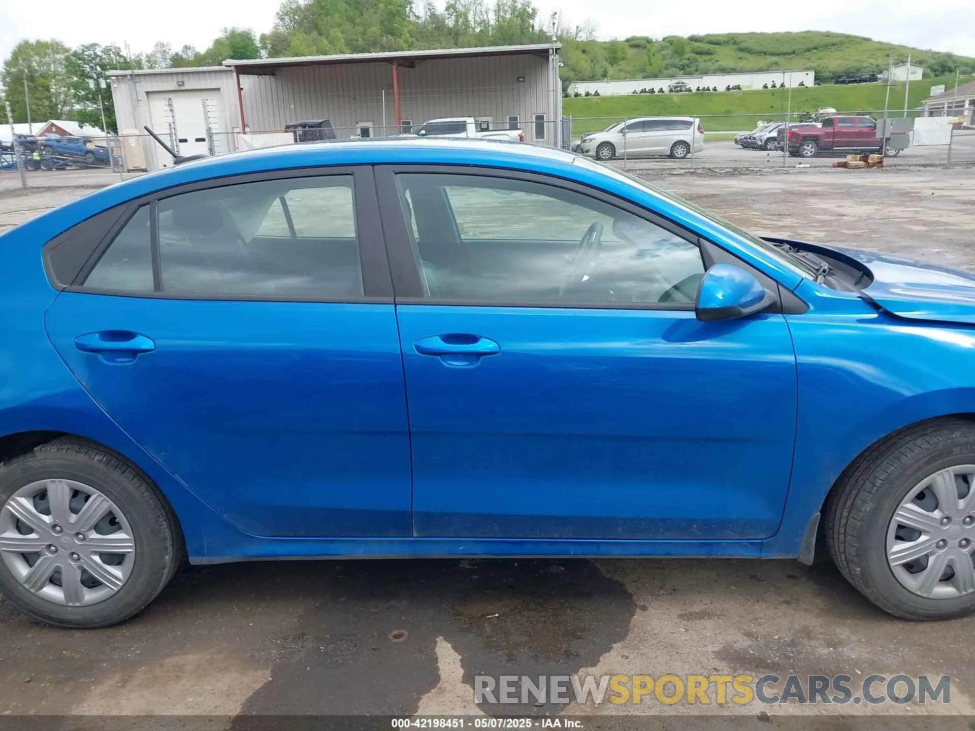 14 Photograph of a damaged car 3KPA24AD2PE528423 KIA RIO 2023
