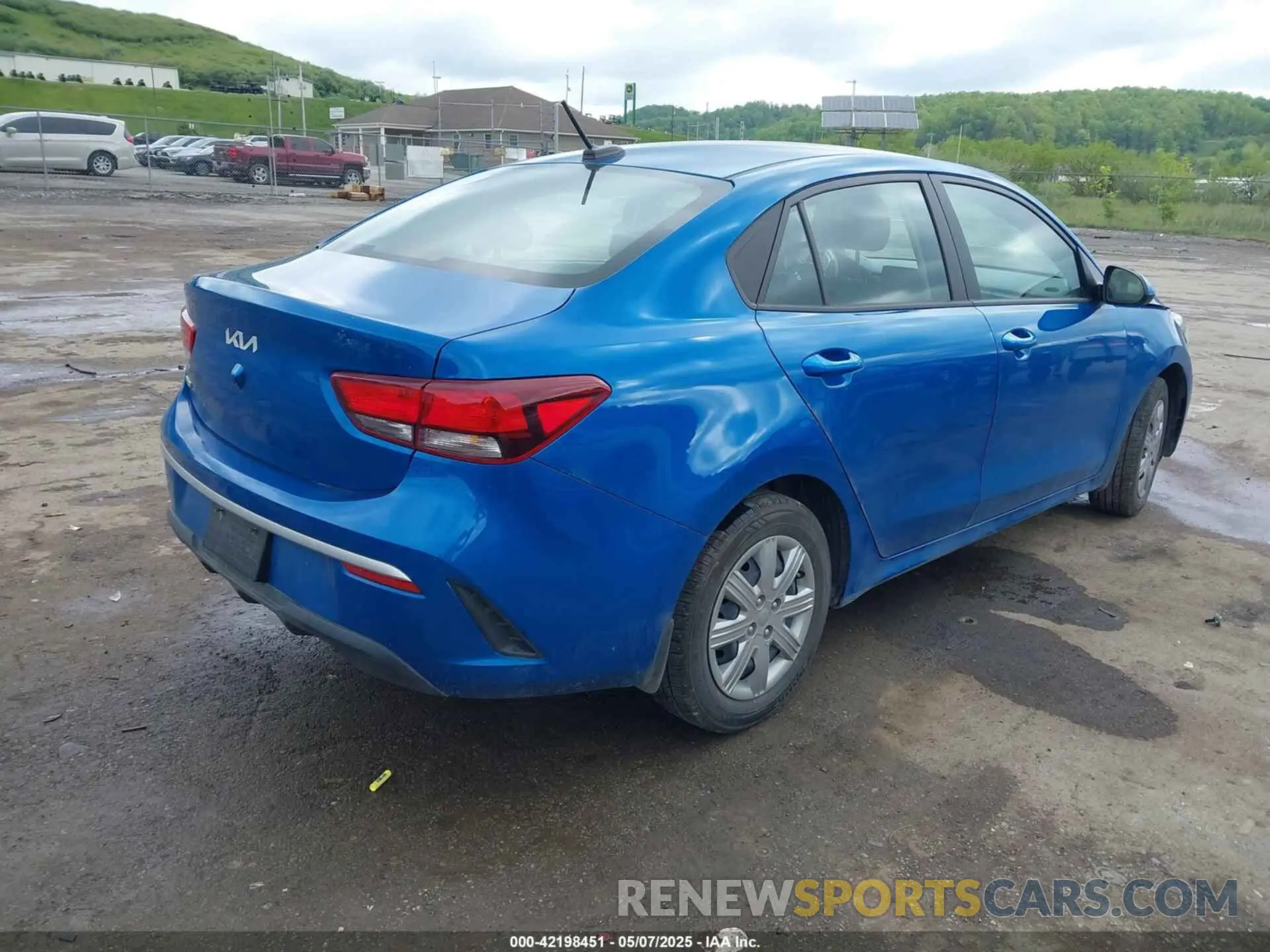 4 Photograph of a damaged car 3KPA24AD2PE528423 KIA RIO 2023