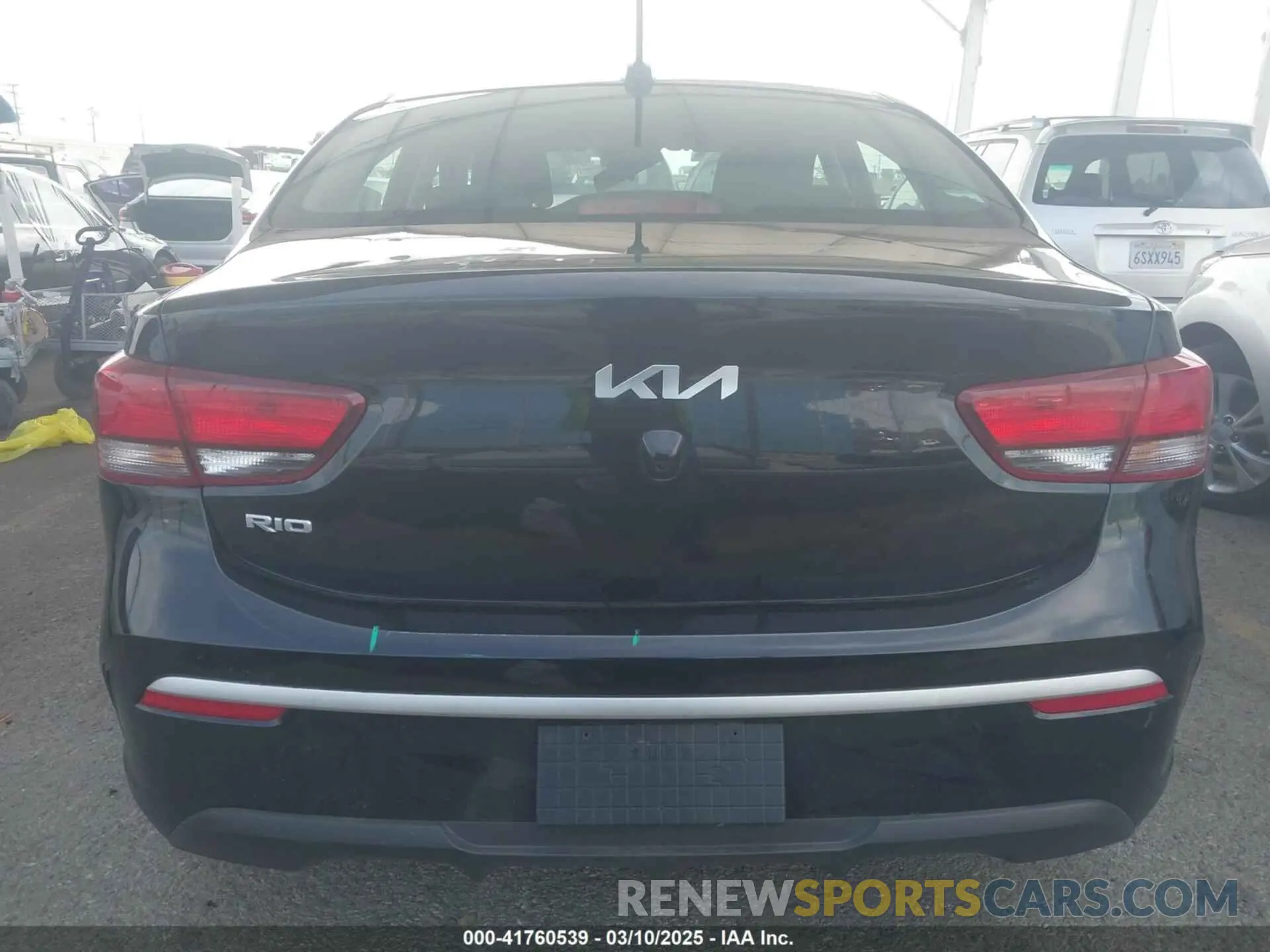 17 Photograph of a damaged car 3KPA24AD2PE549143 KIA RIO 2023