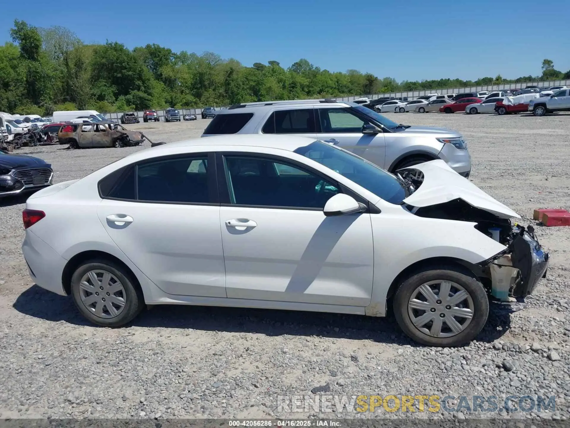 14 Photograph of a damaged car 3KPA24AD2PE560515 KIA RIO 2023