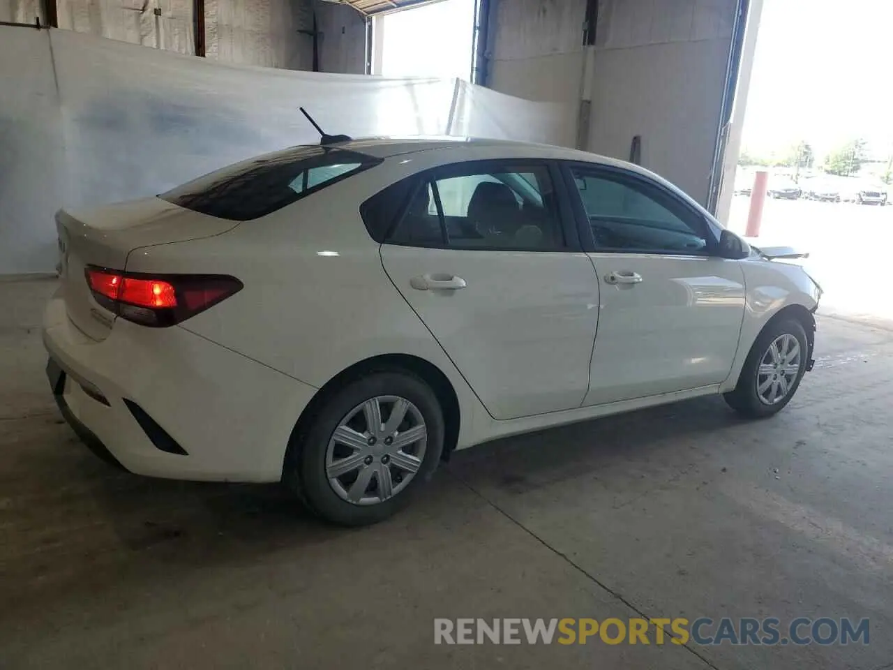 3 Photograph of a damaged car 3KPA24AD2PE575581 KIA RIO 2023