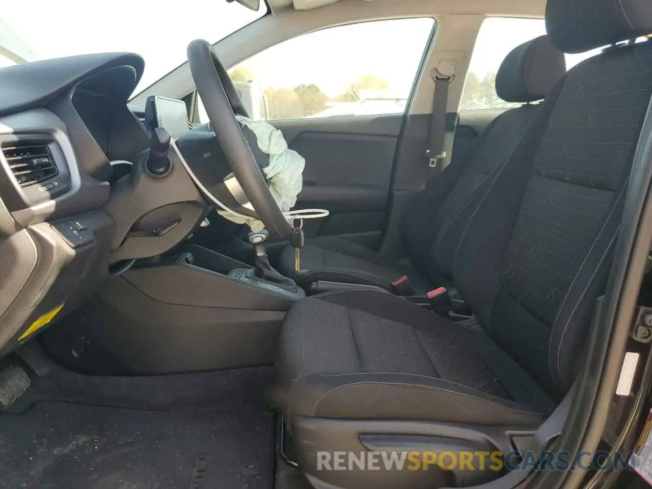 7 Photograph of a damaged car 3KPA24AD3PE560703 KIA RIO 2023