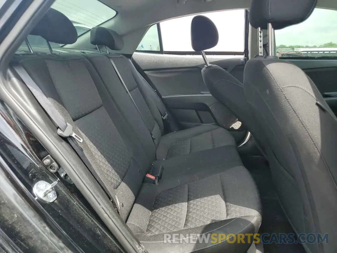 10 Photograph of a damaged car 3KPA24AD4PE598103 KIA RIO 2023