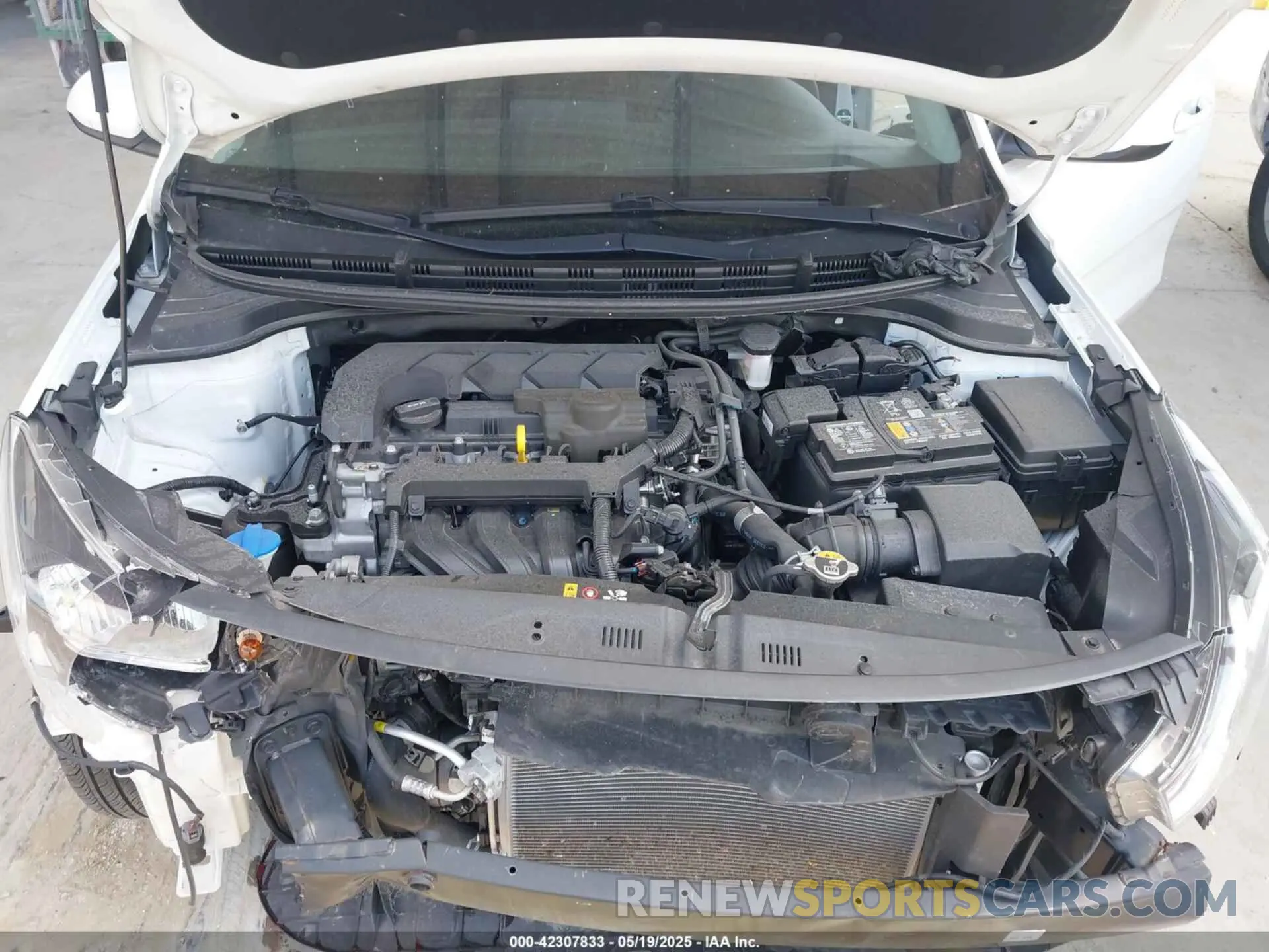 10 Photograph of a damaged car 3KPA24AD5PE566115 KIA RIO 2023