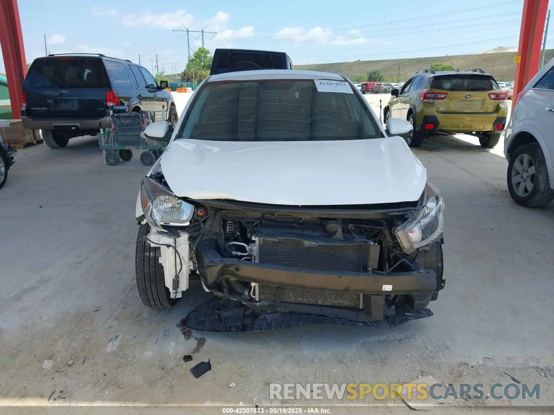13 Photograph of a damaged car 3KPA24AD5PE566115 KIA RIO 2023