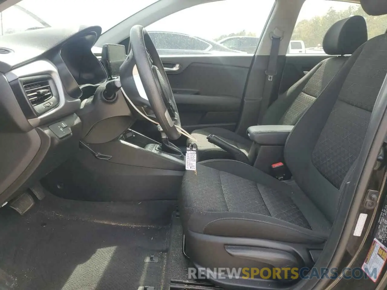 7 Photograph of a damaged car 3KPA24AD5PE583058 KIA RIO 2023