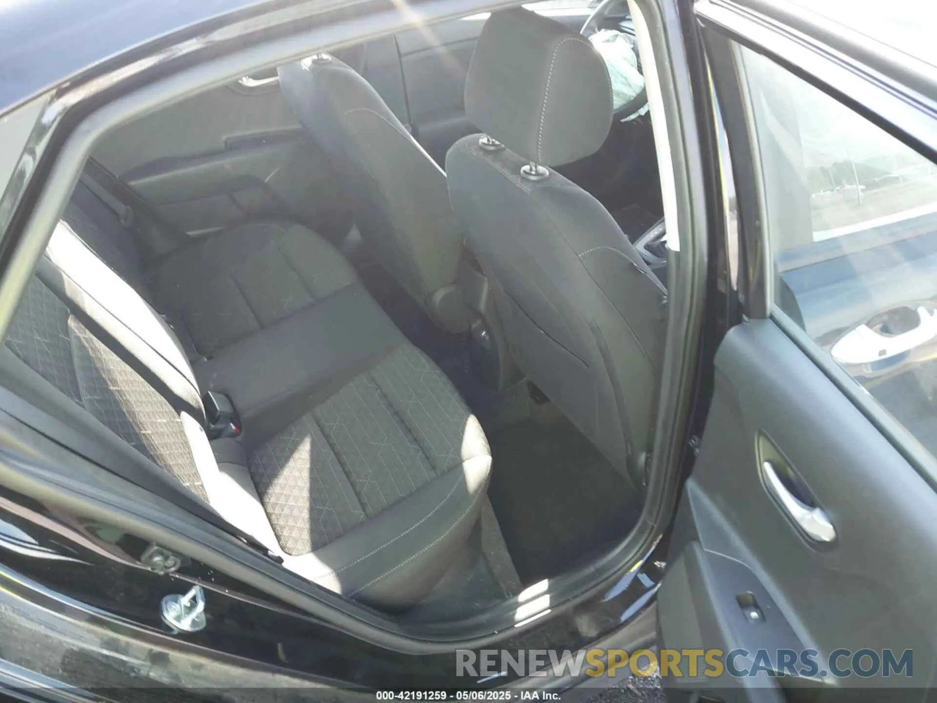 8 Photograph of a damaged car 3KPA24AD7PE540485 KIA RIO 2023