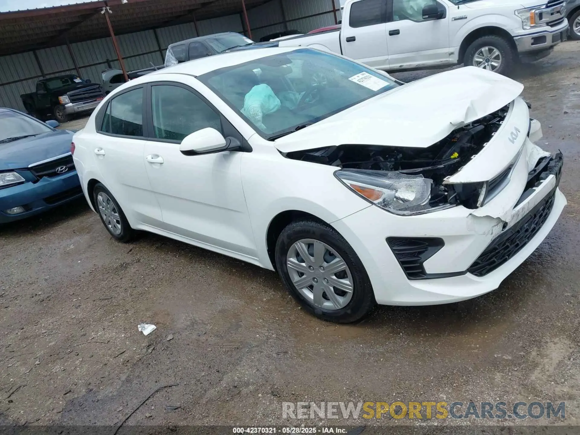 1 Photograph of a damaged car 3KPA24AD7PE616139 KIA RIO 2023
