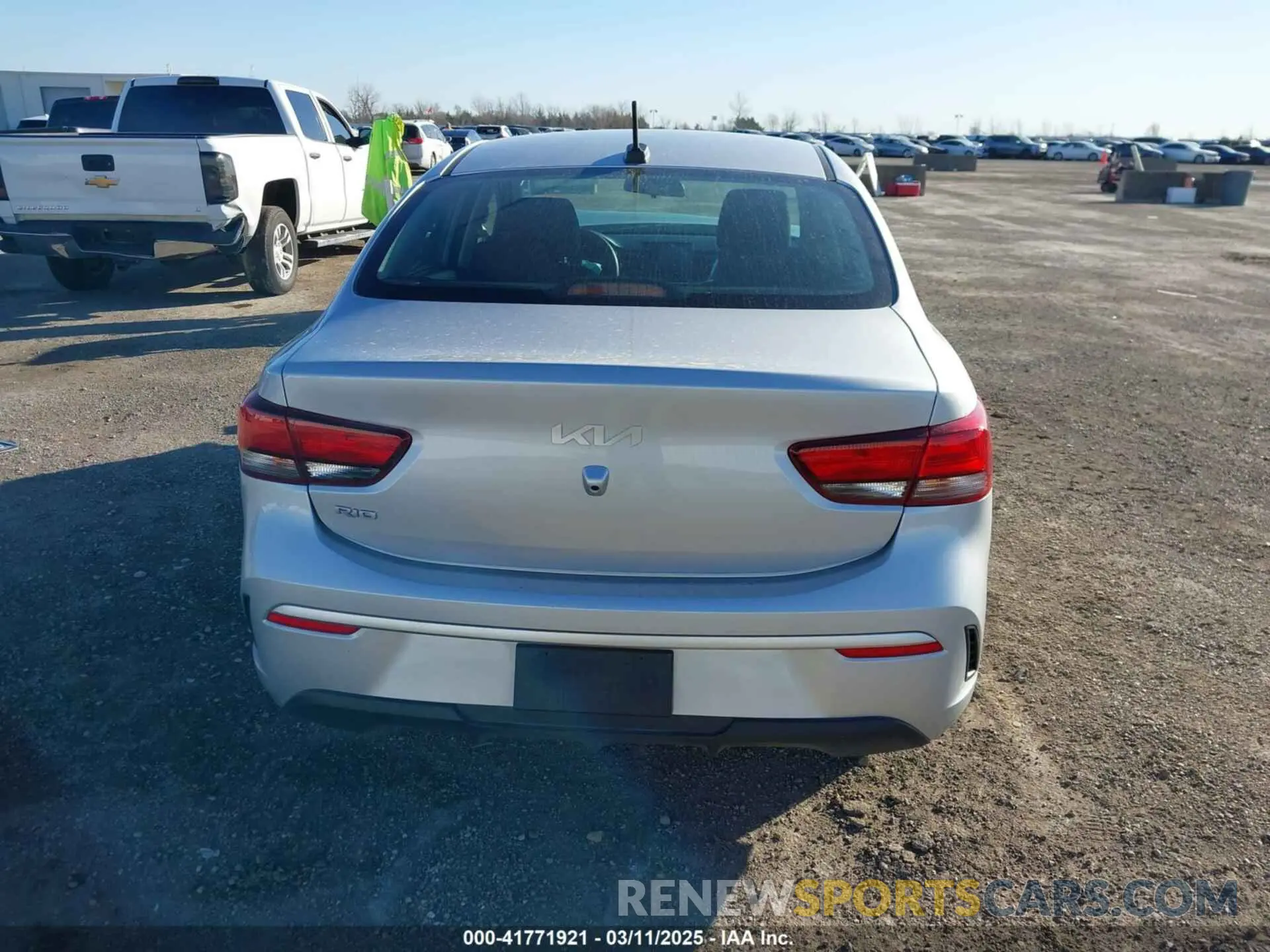 17 Photograph of a damaged car 3KPA24AD9PE618894 KIA RIO 2023