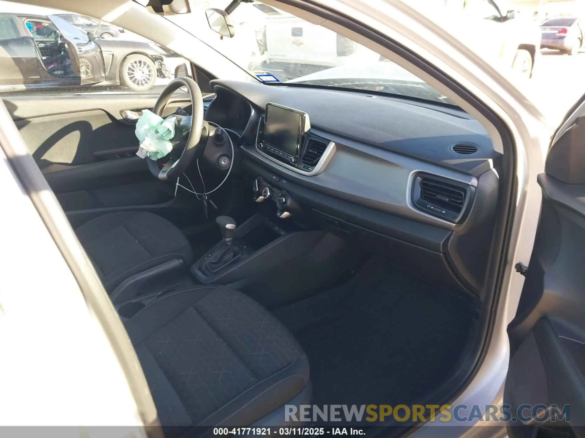 5 Photograph of a damaged car 3KPA24AD9PE618894 KIA RIO 2023
