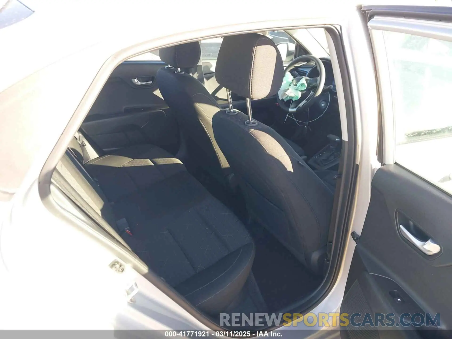 8 Photograph of a damaged car 3KPA24AD9PE618894 KIA RIO 2023