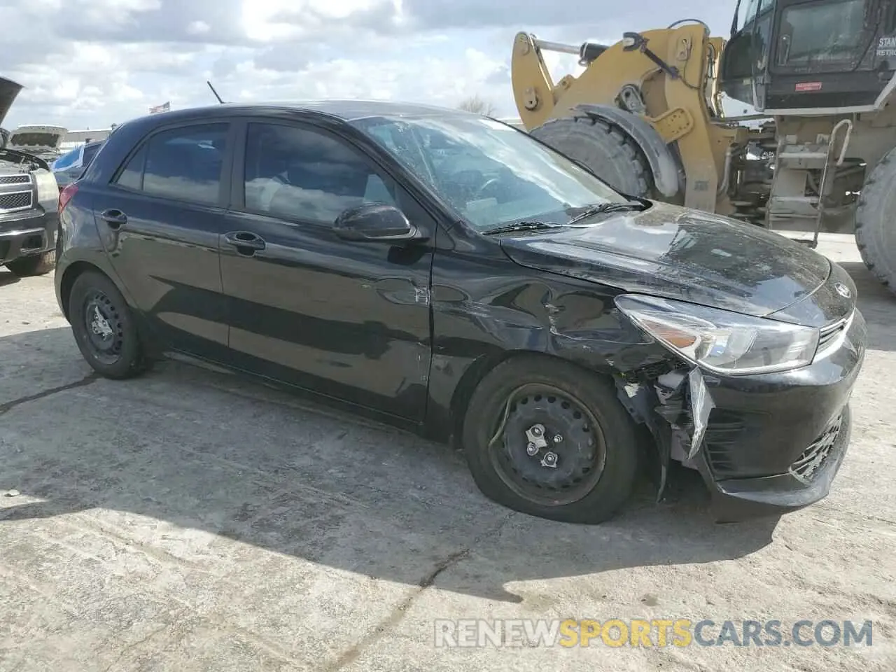4 Photograph of a damaged car 3KPA25AD0PE530581 KIA RIO 2023