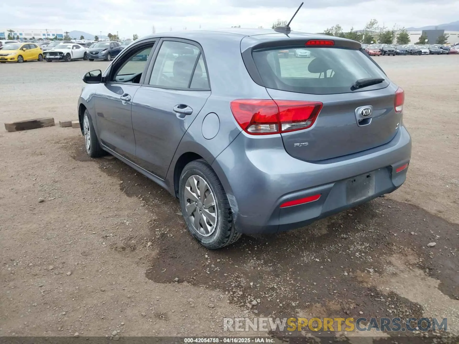 3 Photograph of a damaged car 3KPA25AB2KE248692 KIA RIO 5-DOOR 2019