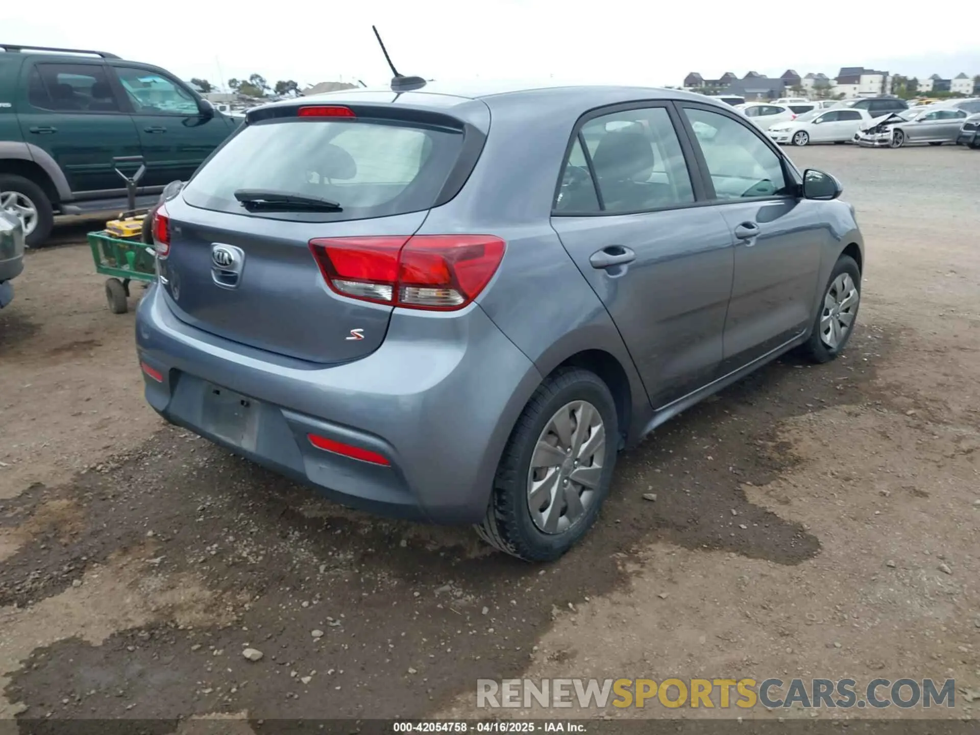 4 Photograph of a damaged car 3KPA25AB2KE248692 KIA RIO 5-DOOR 2019