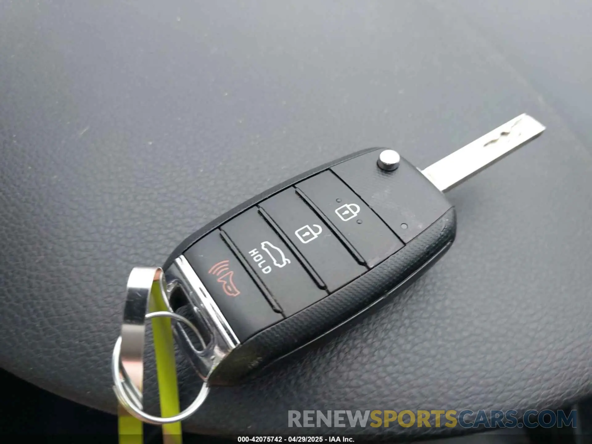 11 Фотография поврежденного автомобиля 3KPA25AD0LE277224 KIA RIO 5-DOOR 2020
