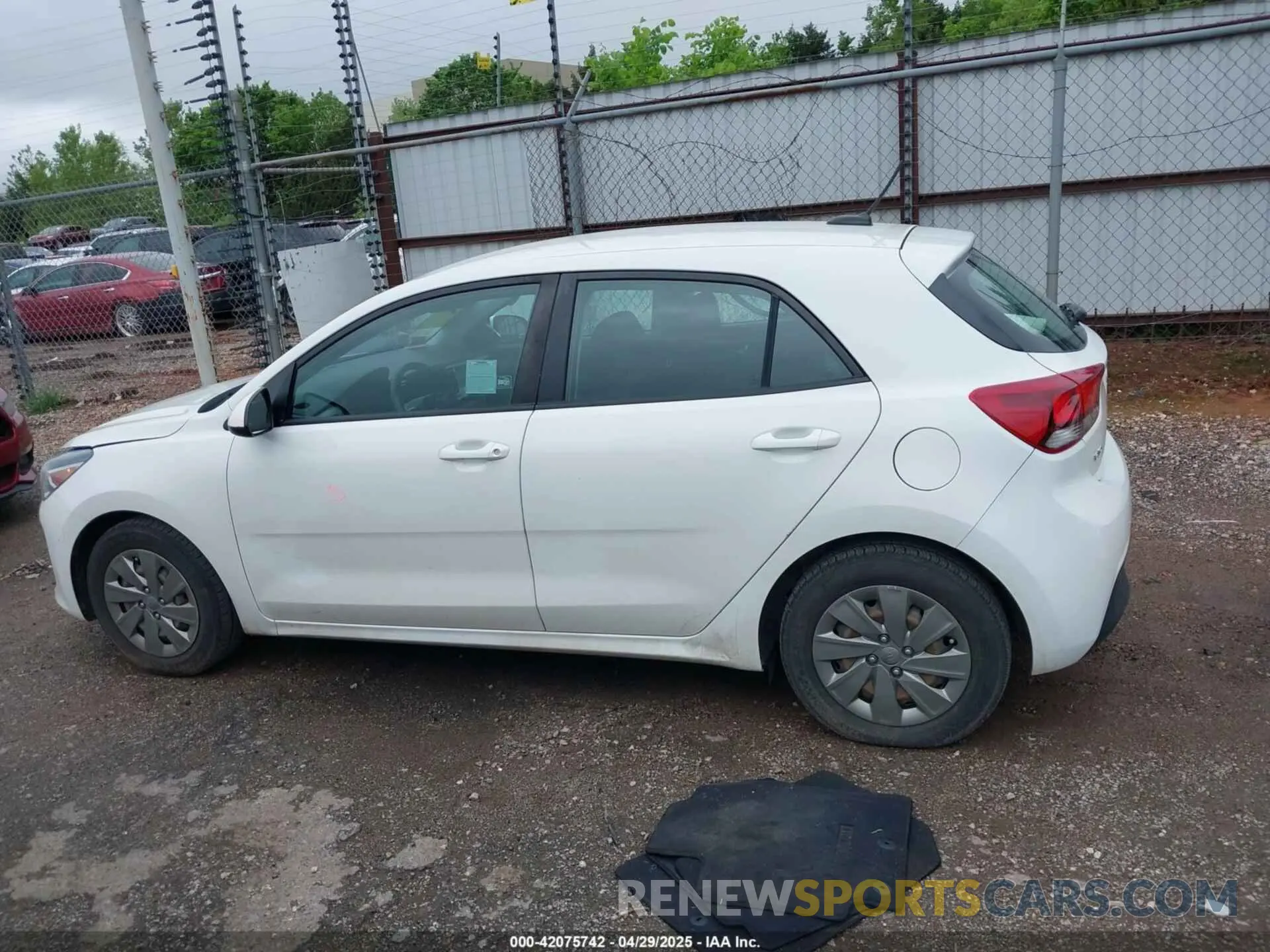 14 Фотография поврежденного автомобиля 3KPA25AD0LE277224 KIA RIO 5-DOOR 2020