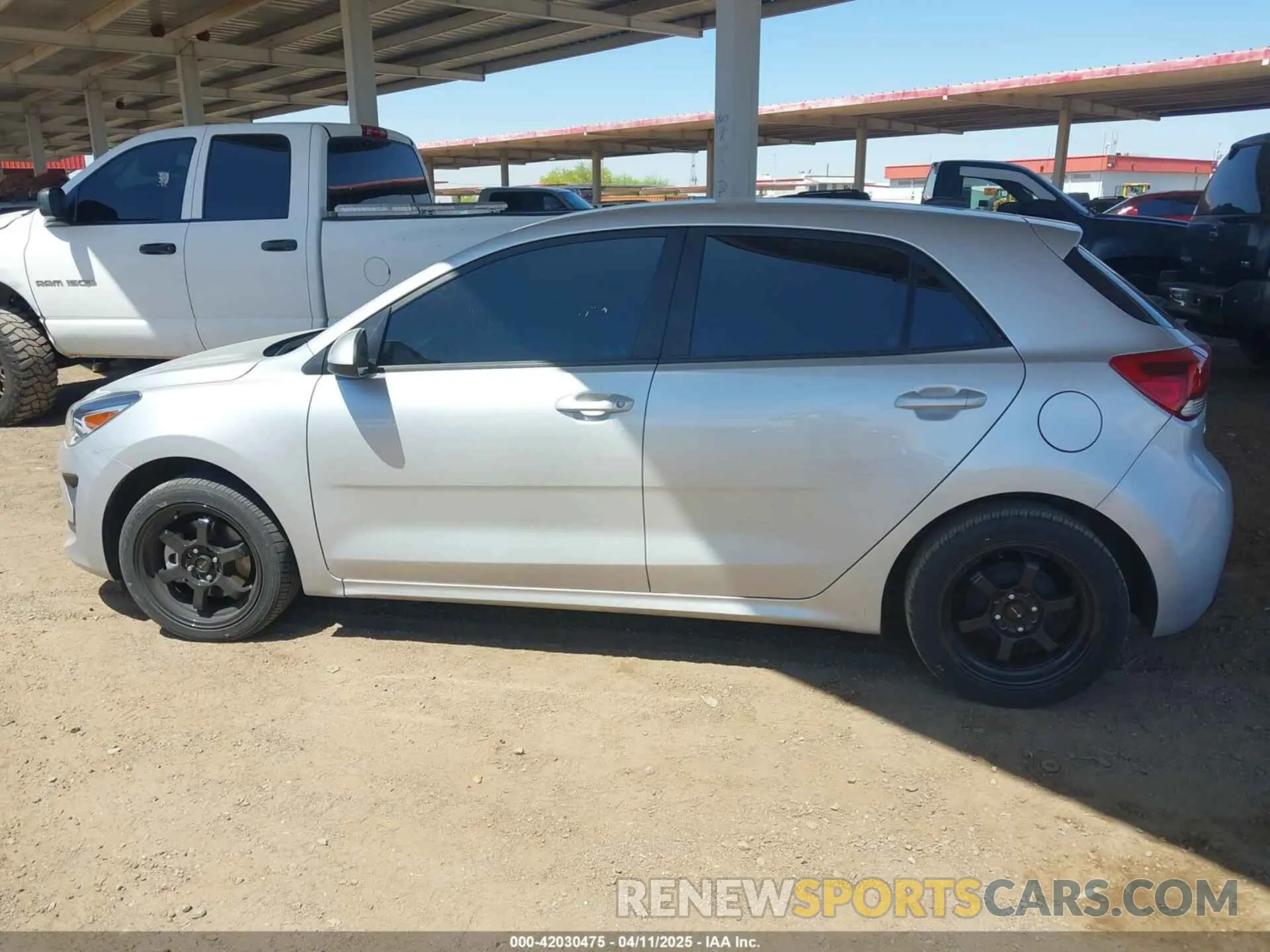 13 Photograph of a damaged car 3KPA25ADXME431472 KIA RIO 5-DOOR 2021