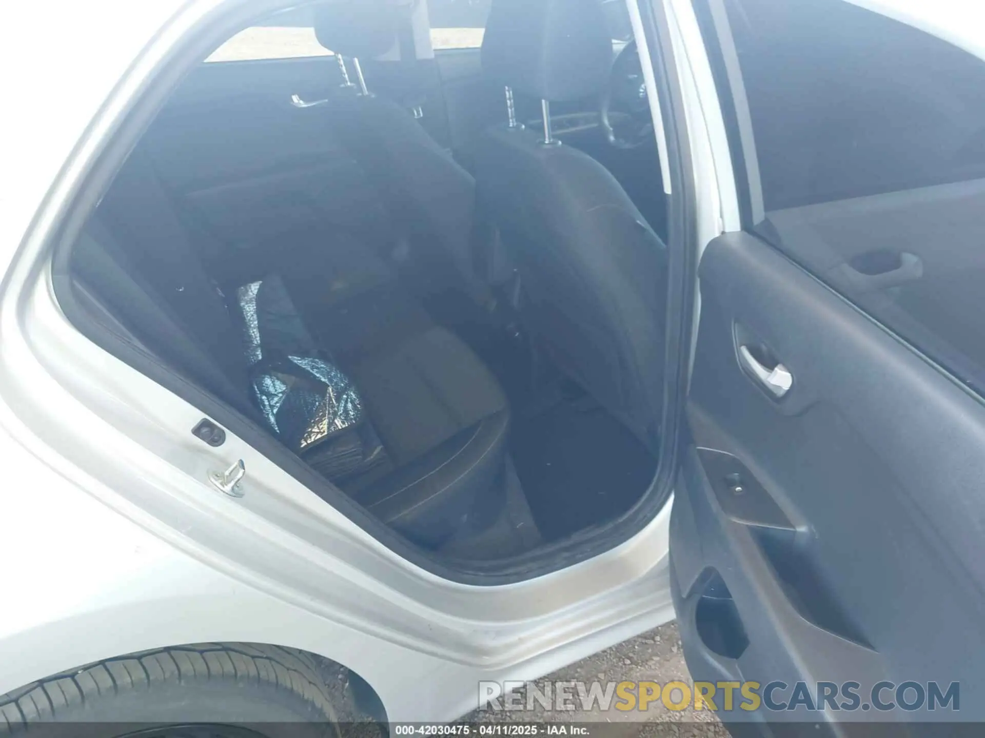 8 Photograph of a damaged car 3KPA25ADXME431472 KIA RIO 5-DOOR 2021