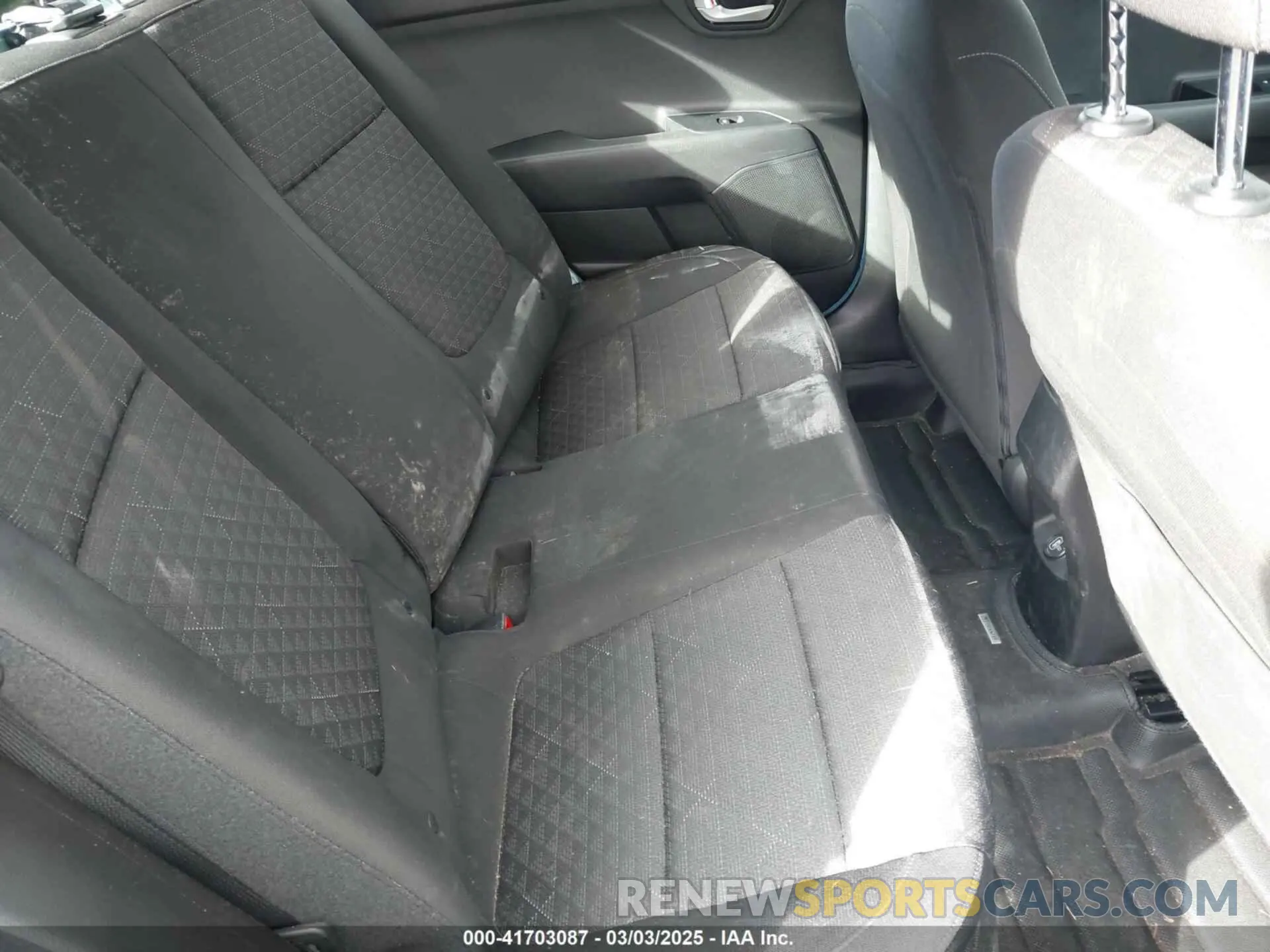 8 Photograph of a damaged car 3KPA25AD4NE437866 KIA RIO 5-DOOR 2022