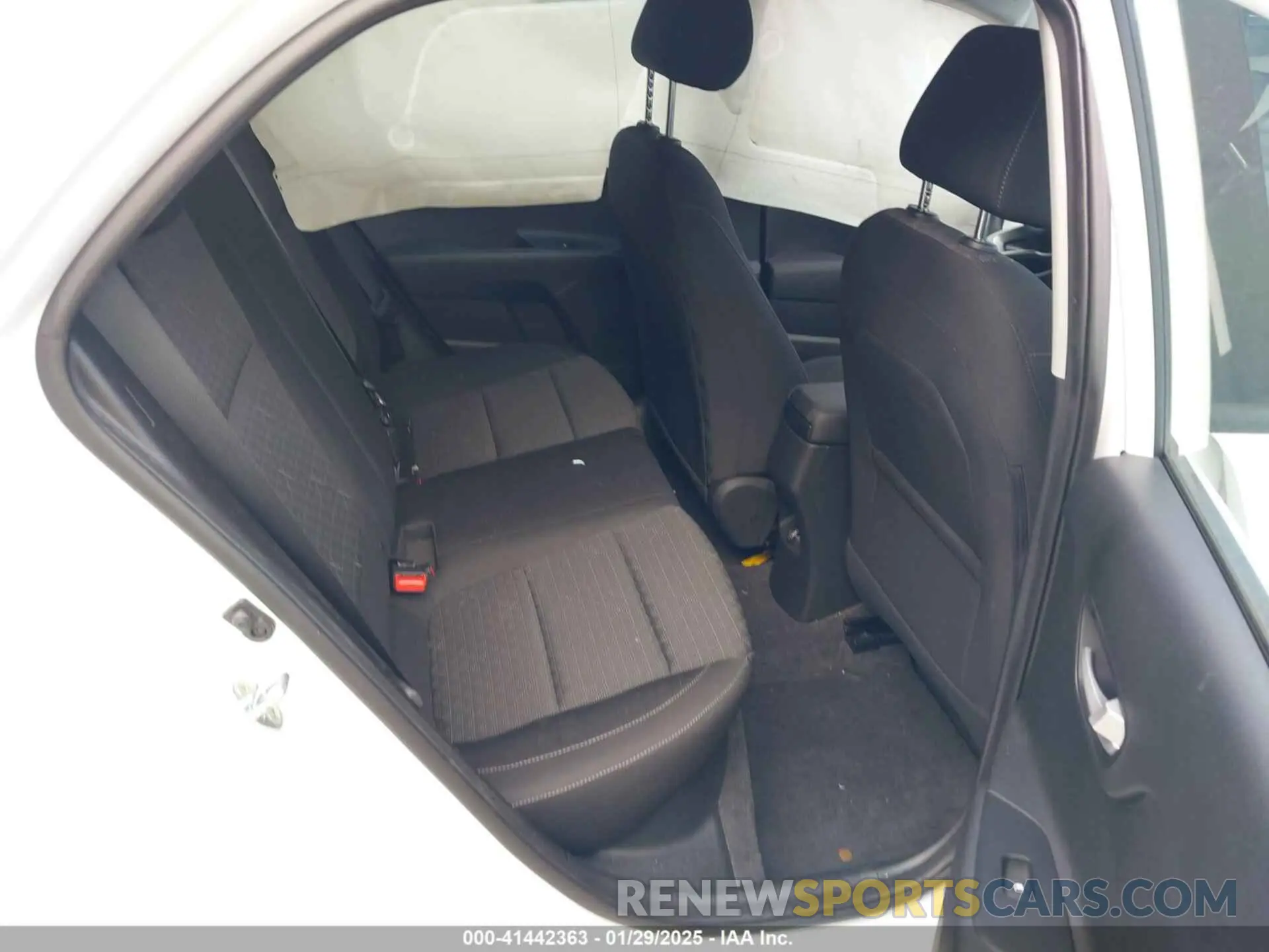 8 Photograph of a damaged car 3KPA25AD5NE457866 KIA RIO 5-DOOR 2022