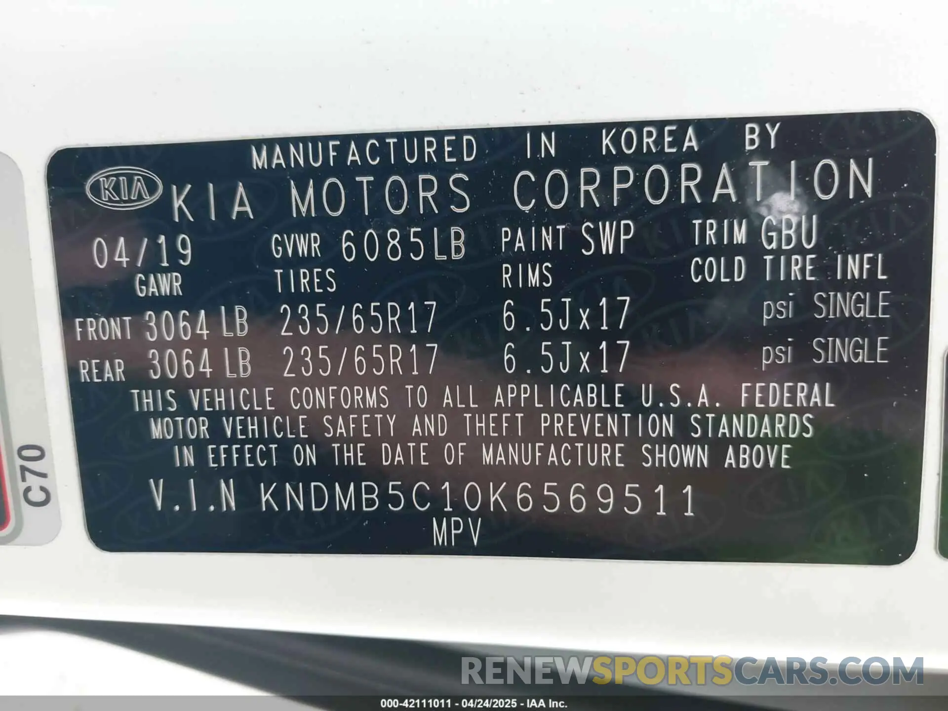 9 Photograph of a damaged car KNDMB5C10K6569511 KIA SEDONA 2019