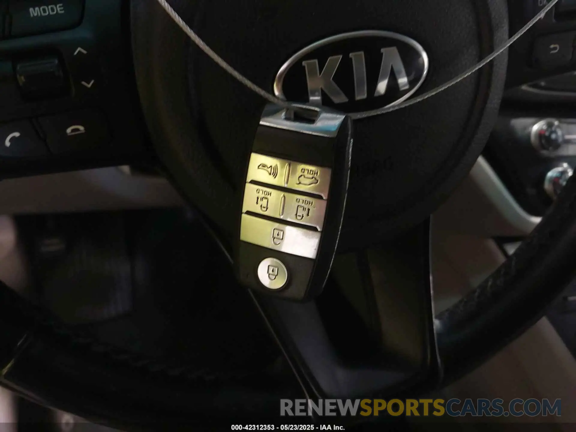 11 Фотография поврежденного автомобиля KNDMB5C12K6503137 KIA SEDONA 2019