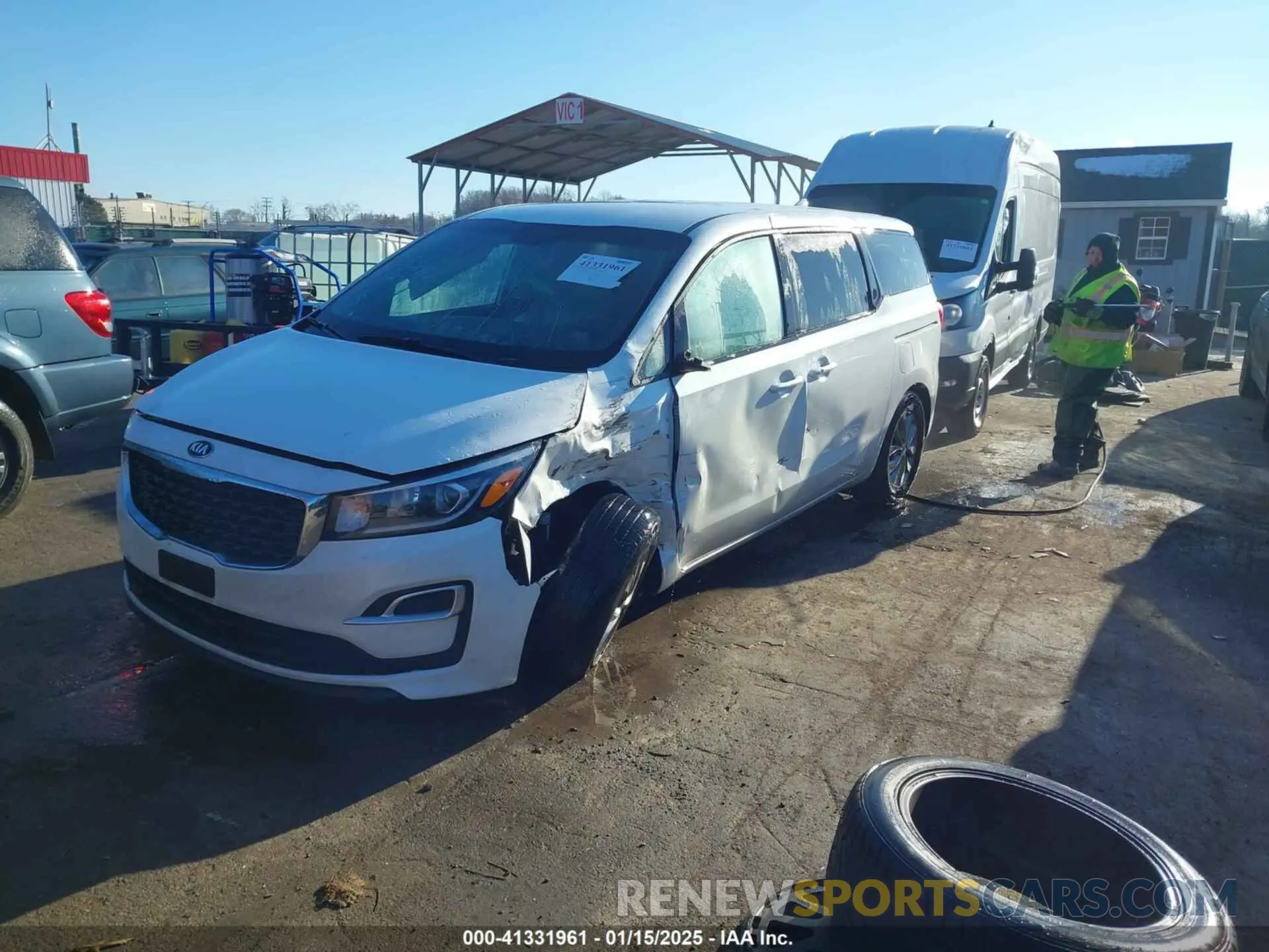 2 Photograph of a damaged car KNDMB5C18K6540726 KIA SEDONA 2019