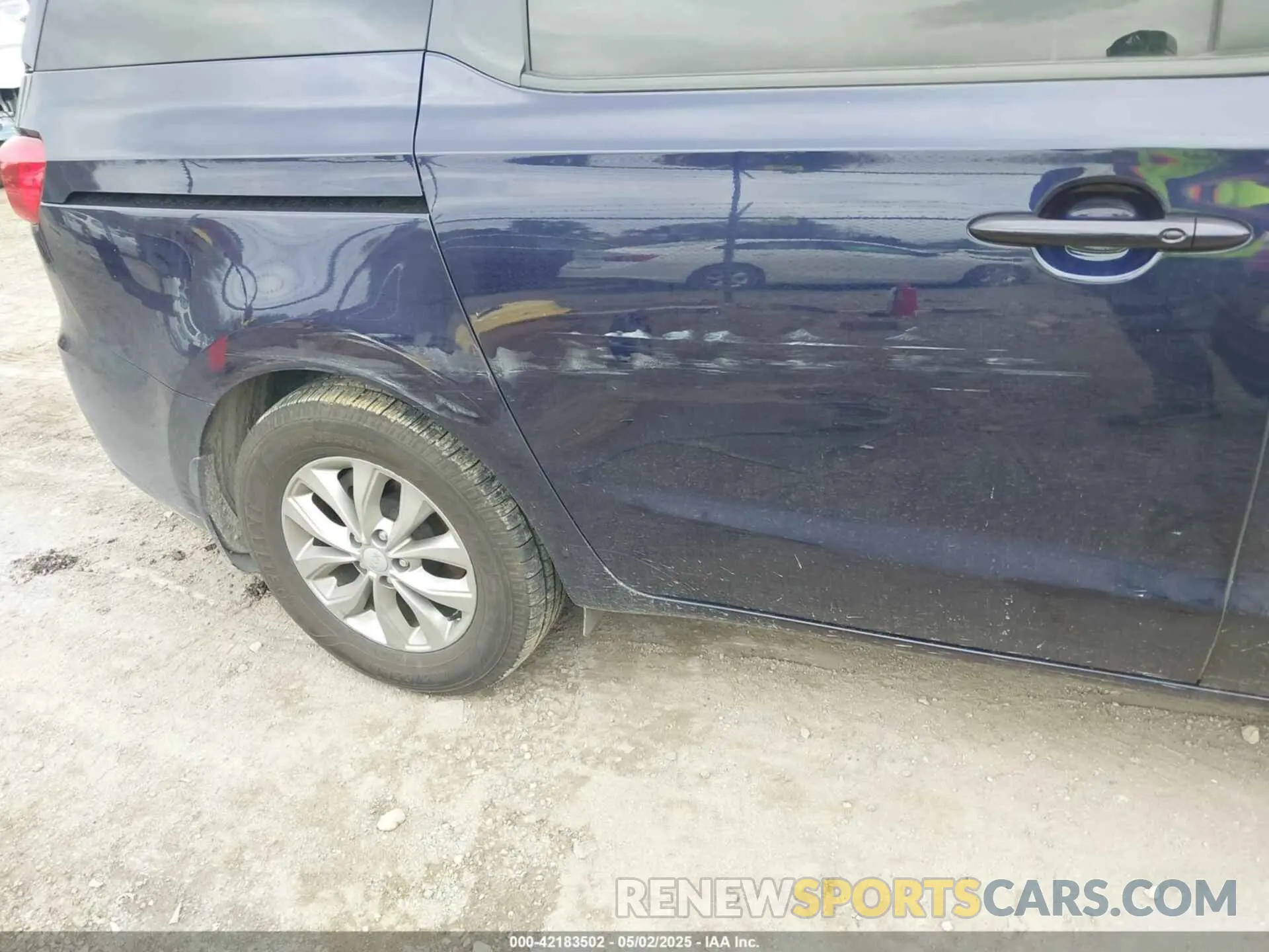 6 Фотография поврежденного автомобиля KNDMB5C15L6626061 KIA SEDONA 2020