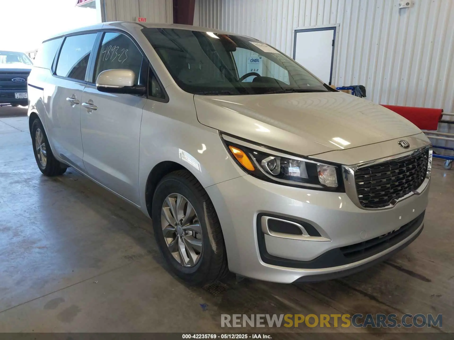 1 Фотография поврежденного автомобиля KNDMB5C15L6659478 KIA SEDONA 2020