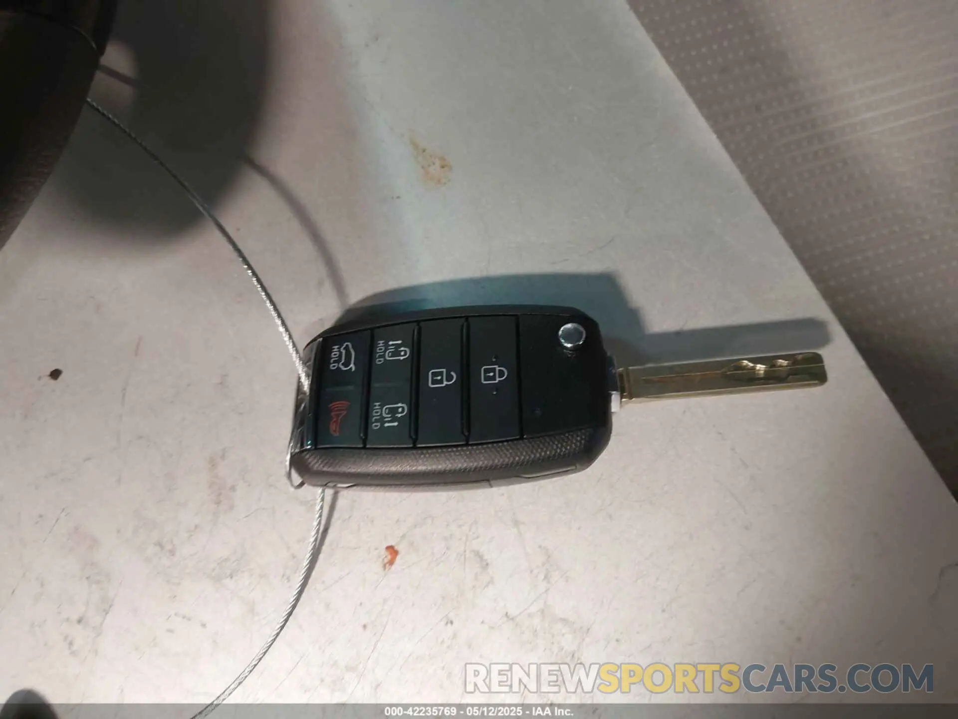 11 Фотография поврежденного автомобиля KNDMB5C15L6659478 KIA SEDONA 2020